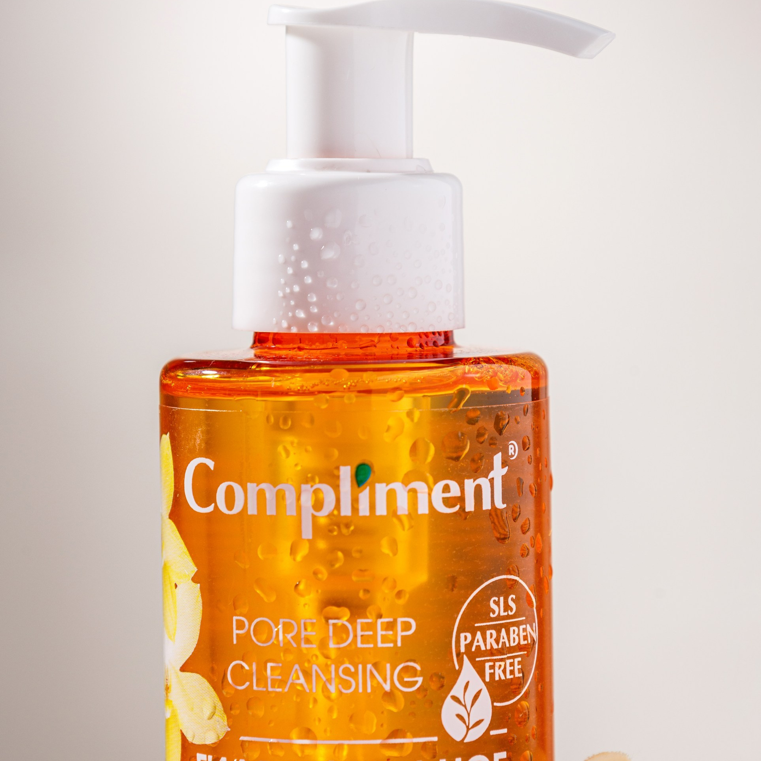 Фото с водой, дымом, левитация. Студия коммерческой съемки ХВОЯ