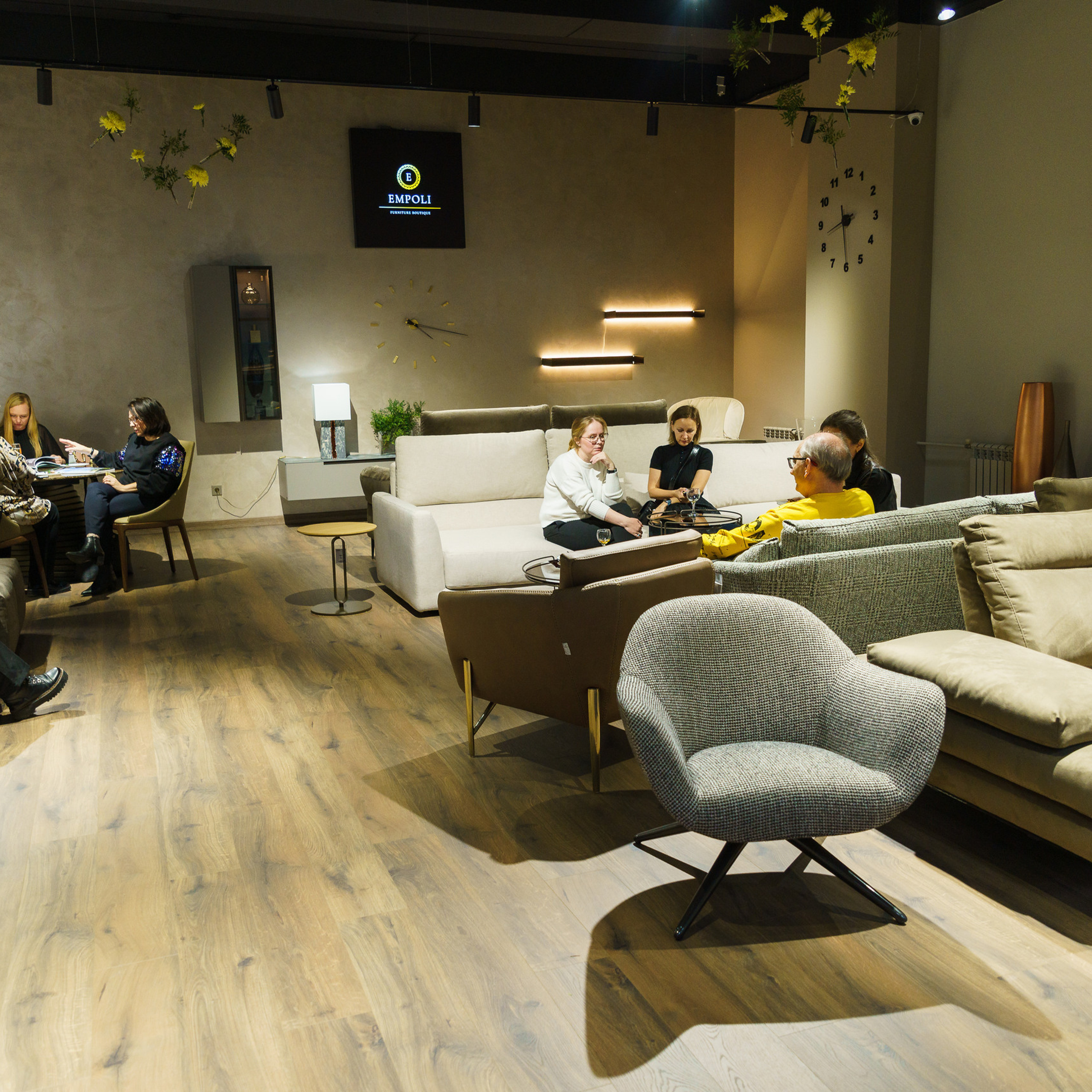 Интерьерная фото и видео съемка. Студия коммерческой съемки ХВОЯ