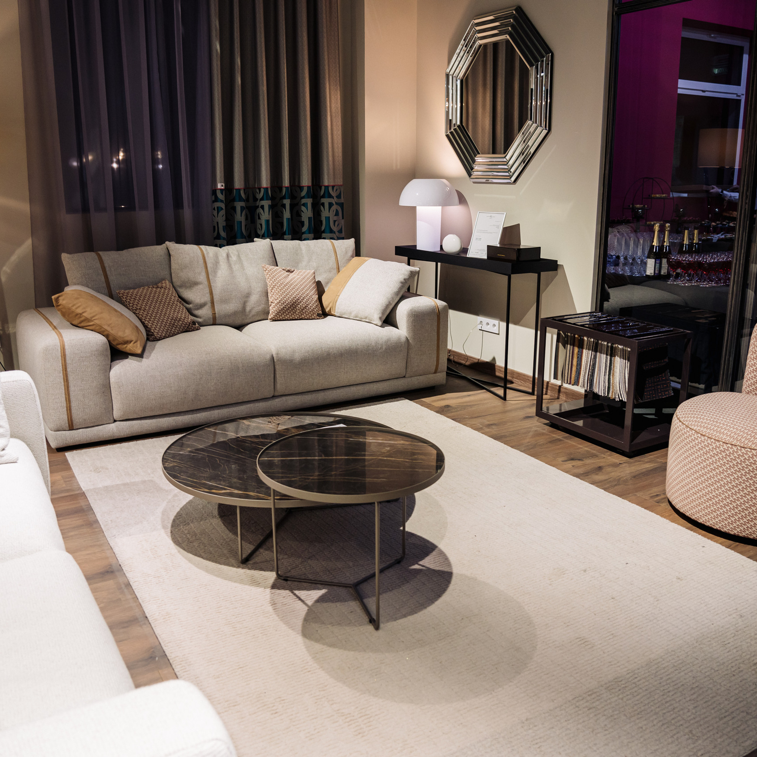 Интерьерная фото и видео съемка. Студия коммерческой съемки ХВОЯ