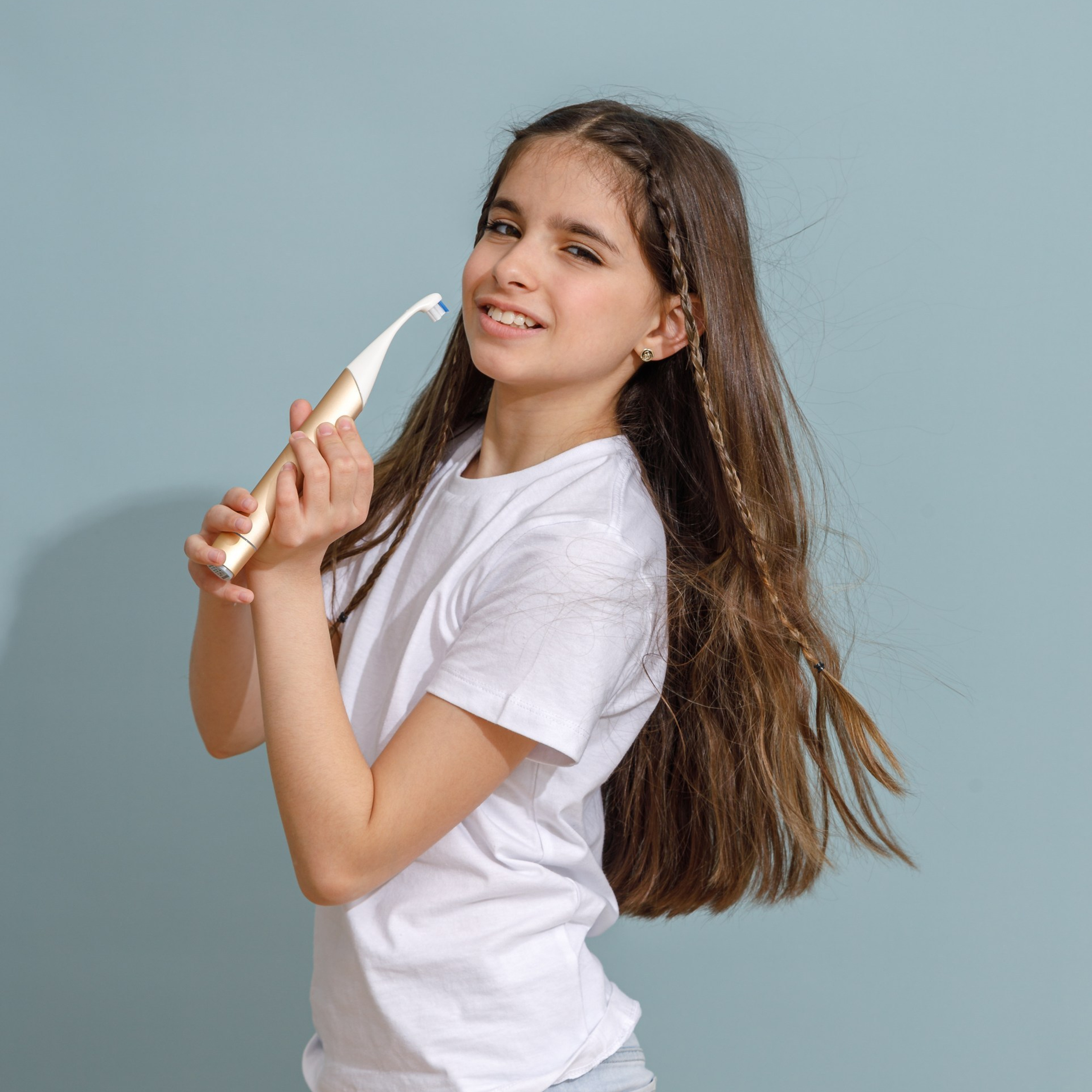 Предметная съемка с моделями. Студия коммерческой съемки ХВОЯ