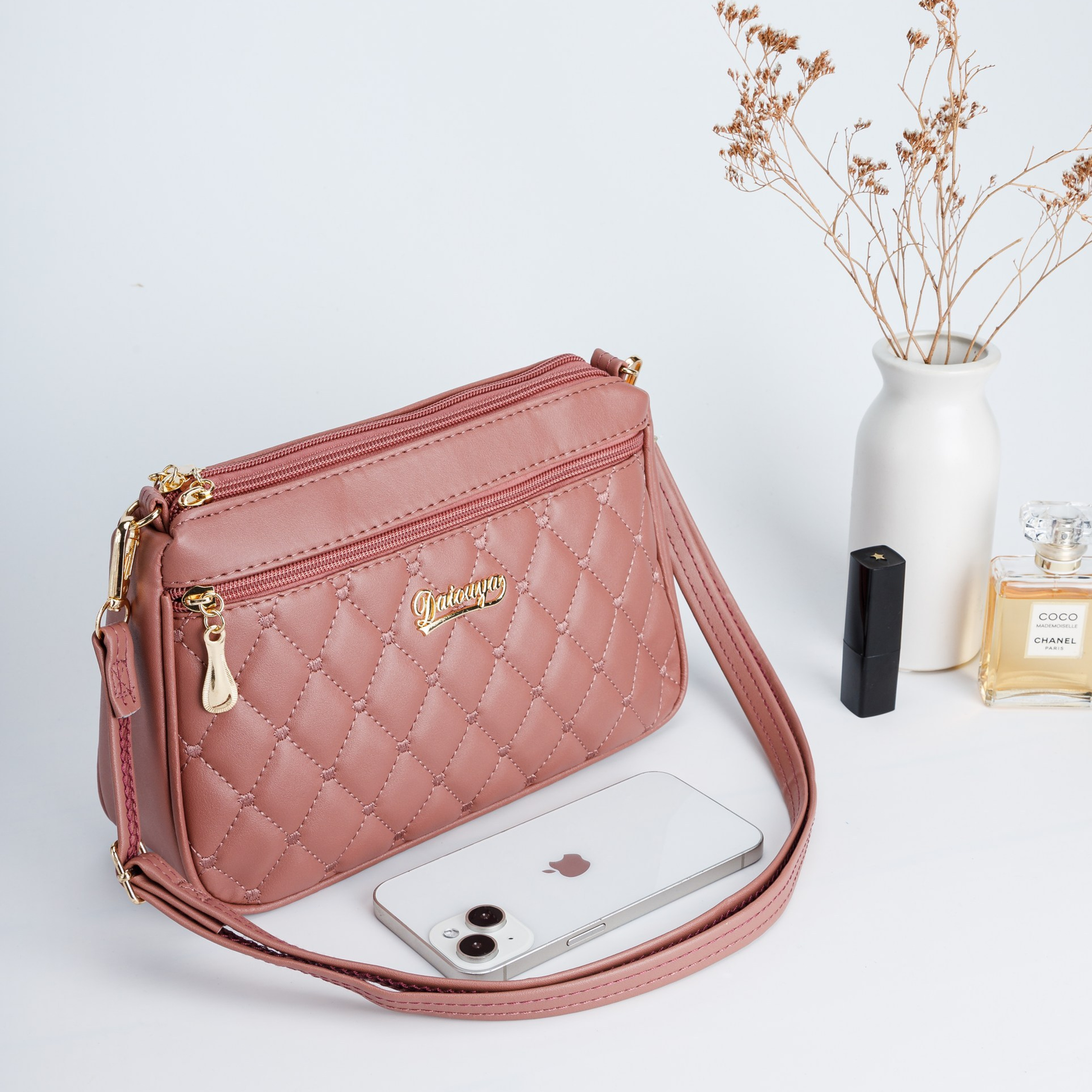 Предметная фото и видеосъемка для сайтов маркетплейсов, WB, Ozon, Яндекс Маркет и др. Студия коммерческой съемки ХВОЯ