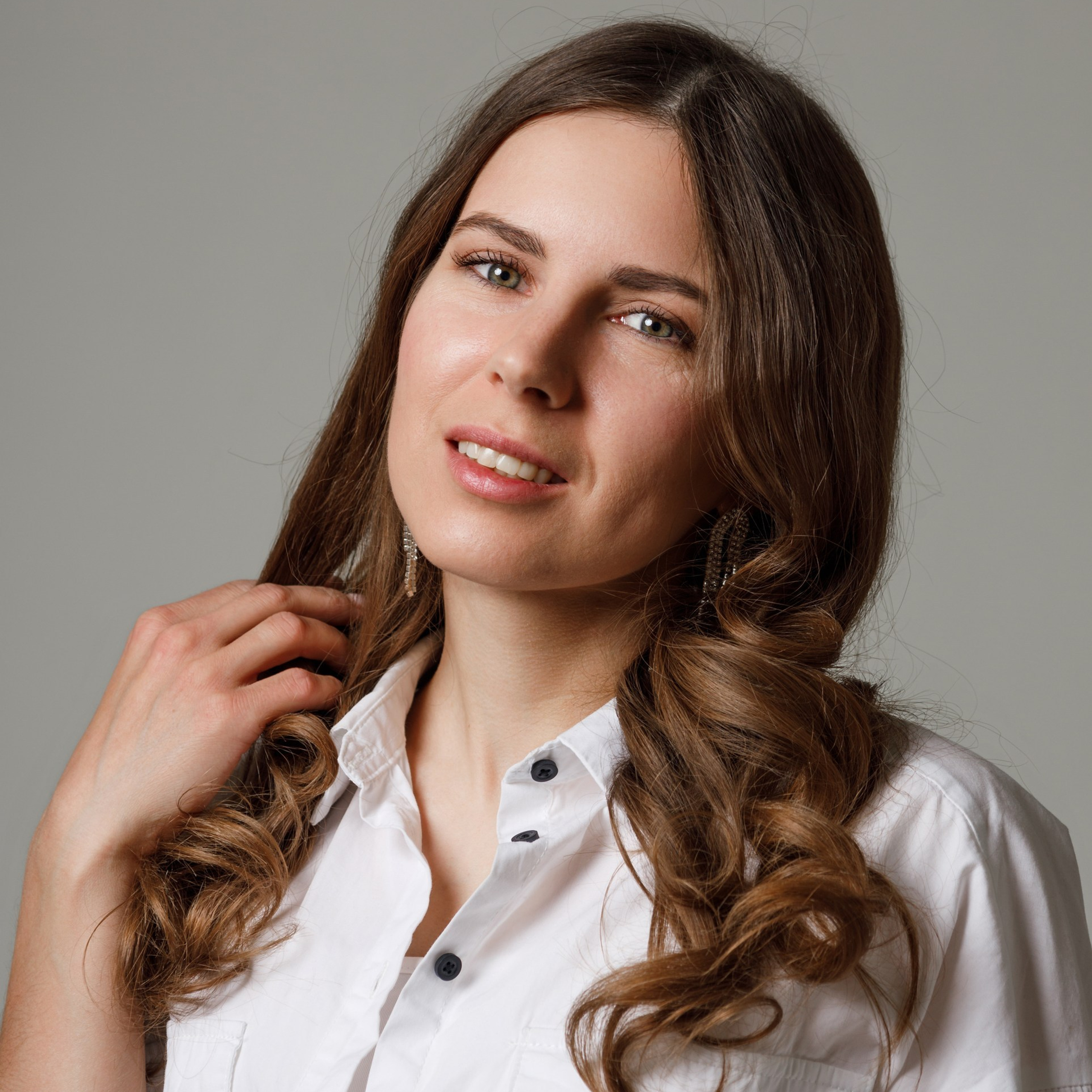 Деловая и индивидуальная фотосессия. Студия коммерческой съемки ХВОЯ