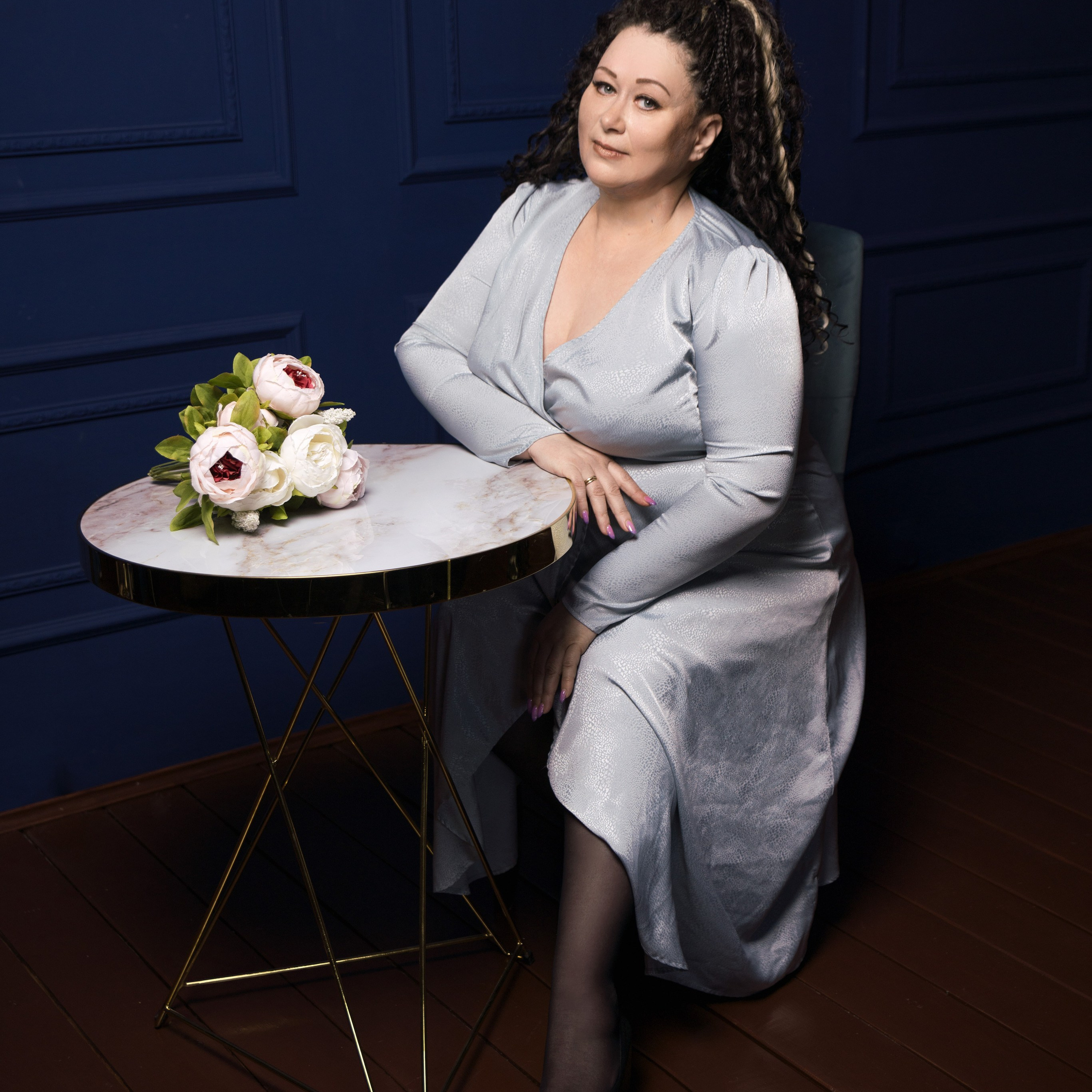 Деловая и индивидуальная фотосессия. Студия коммерческой съемки ХВОЯ