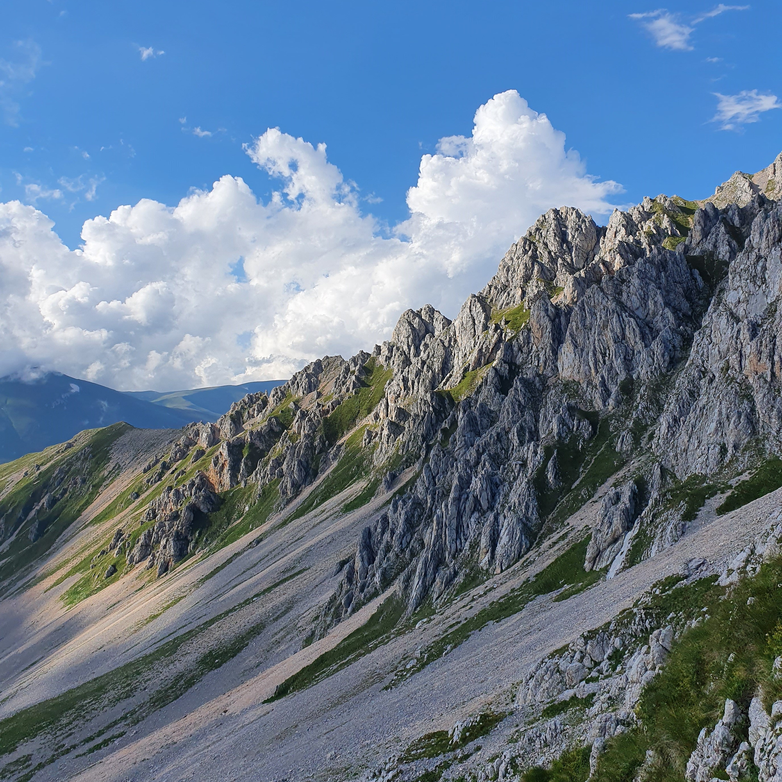 ФИШТ — ОШТЕН