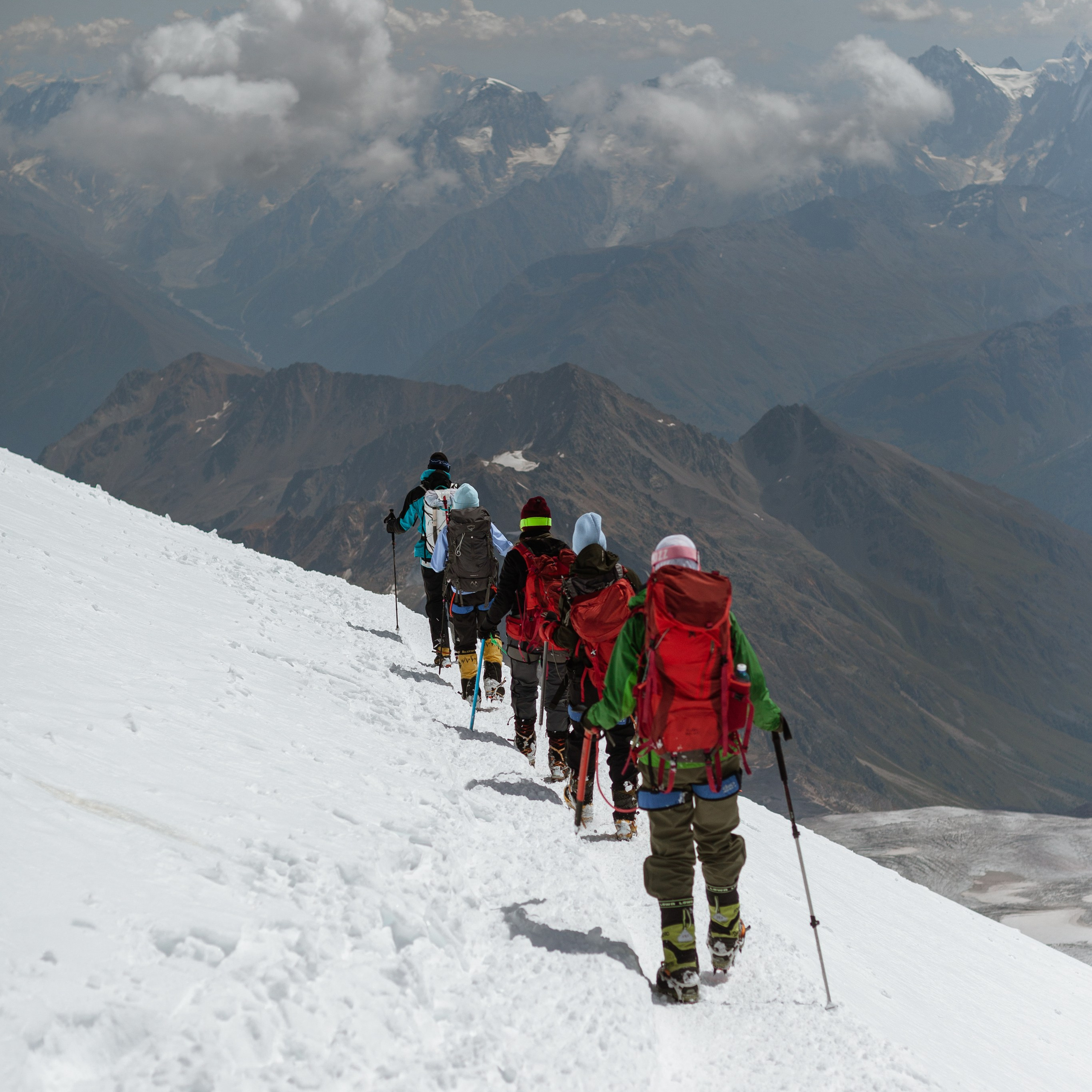 Восхождение на Эльбрус. Август 2024. Уникальные экспедиции — LUCKY CLAN