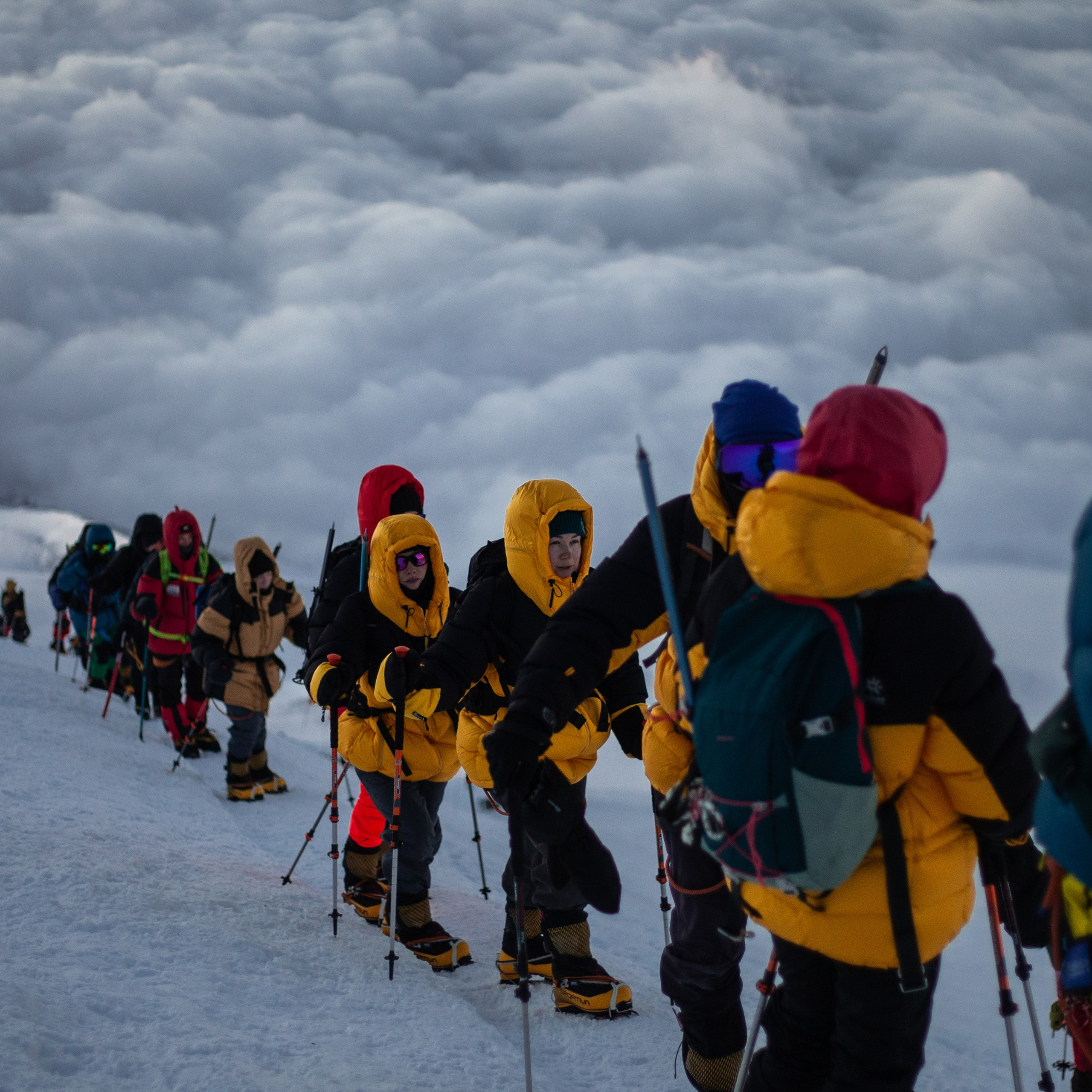 Восхождение на Эльбрус. Июнь 2024. Уникальные экспедиции — LUCKY CLAN