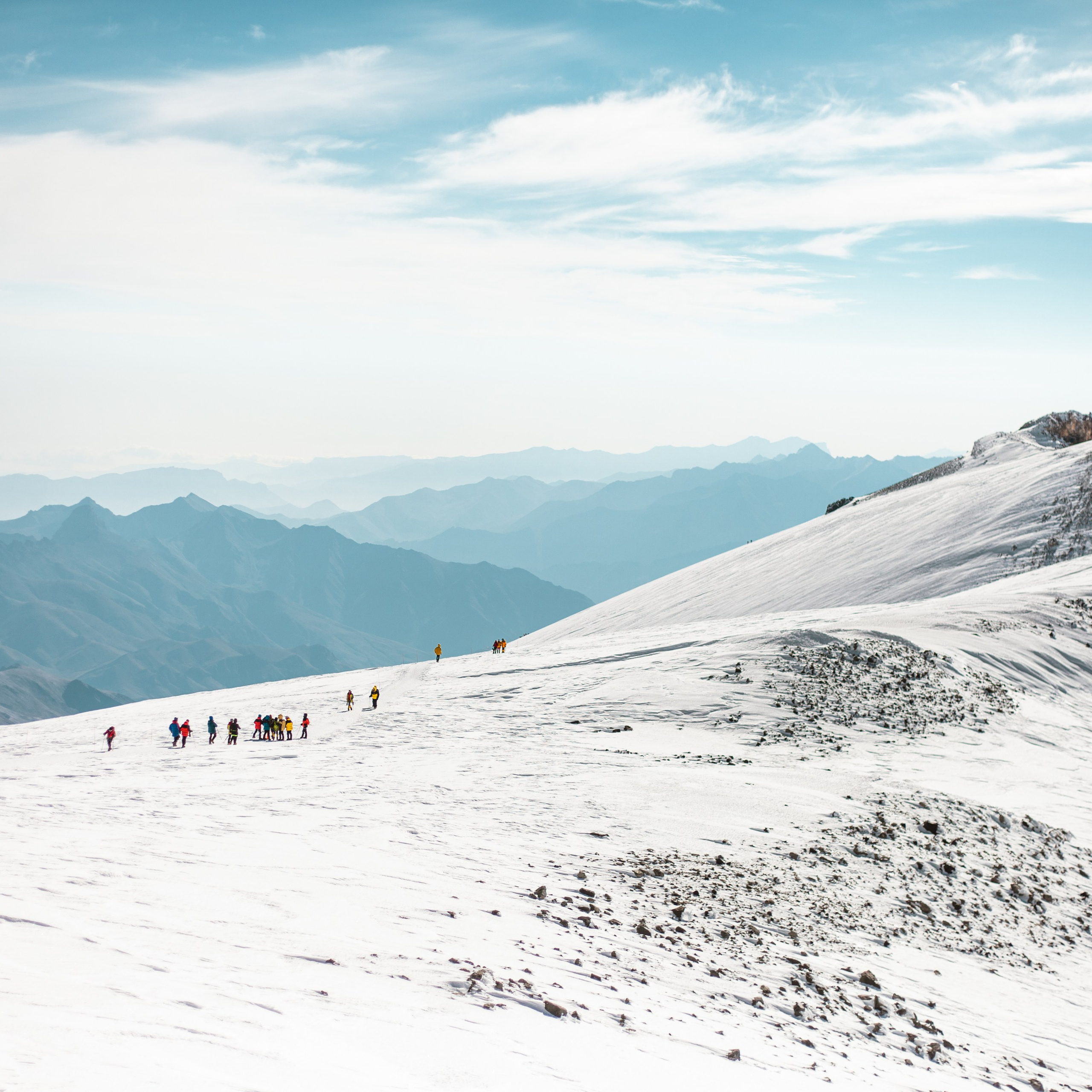 Две вершины Эльбруса. Штурм. Уникальные экспедиции — LUCKY CLAN