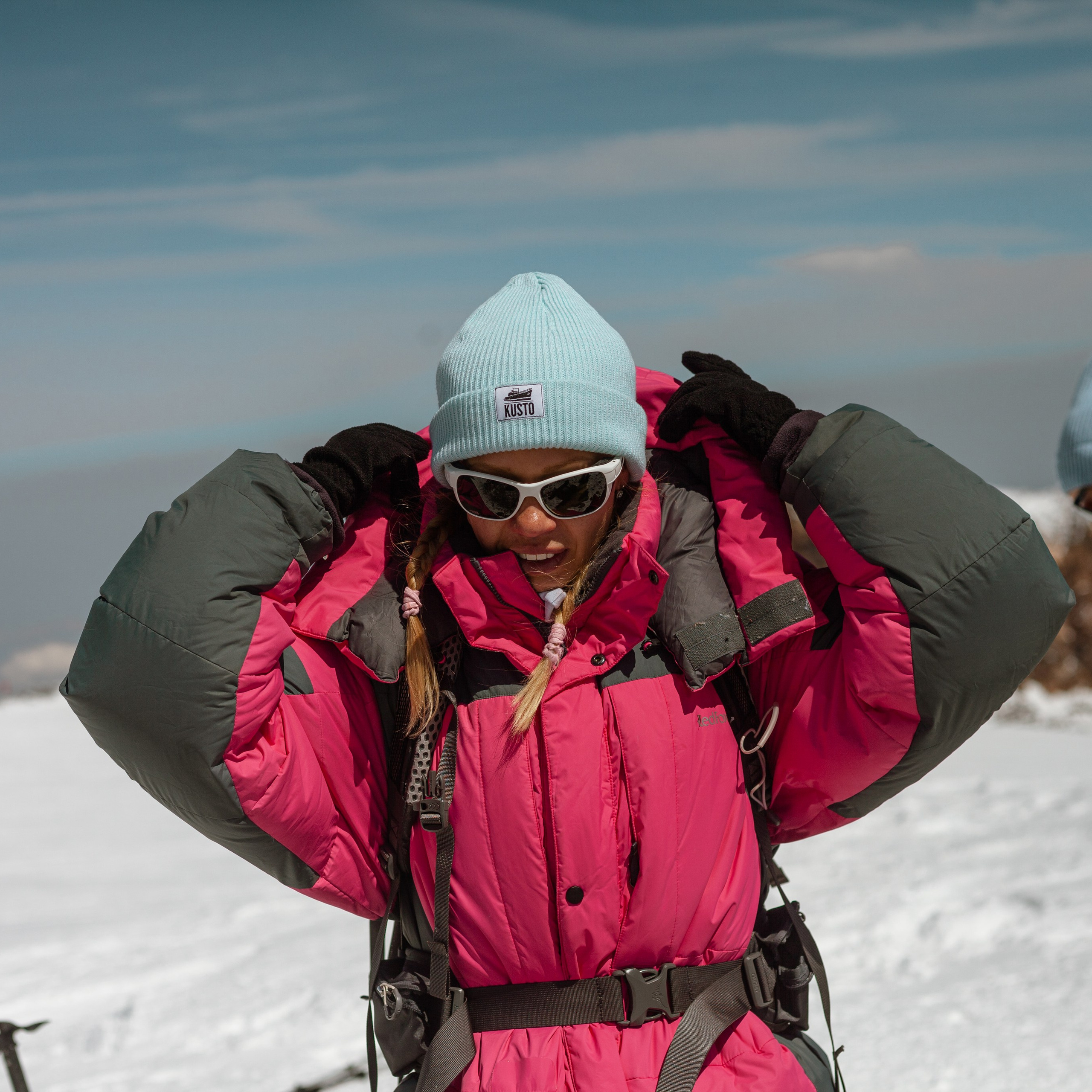 Две вершины Эльбруса. Штурм. Уникальные экспедиции — LUCKY CLAN