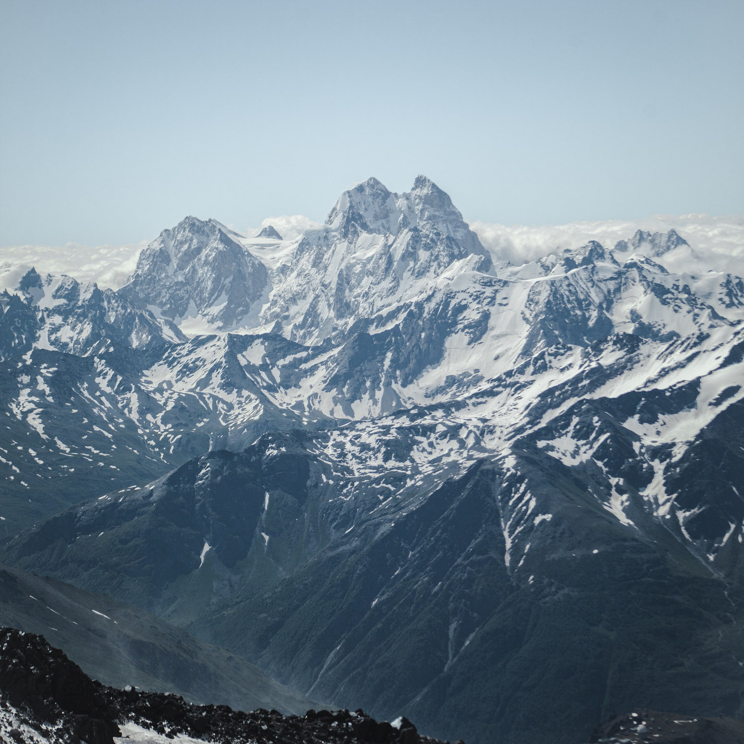 Восхождение на Эльбрус. Июнь 2024. Уникальные экспедиции — LUCKY CLAN