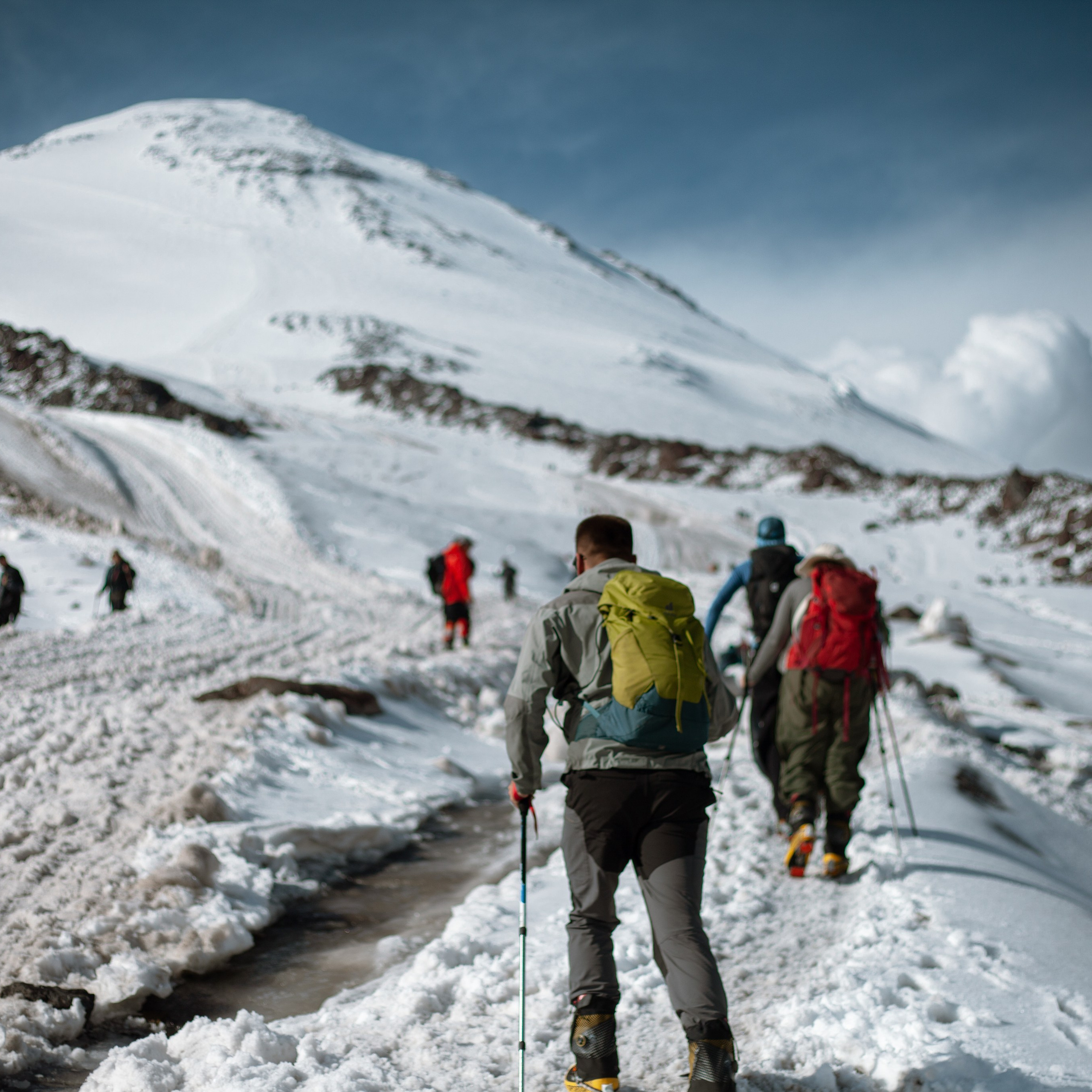 Восхождение на Эльбрус. Август 2024. Уникальные экспедиции — LUCKY CLAN