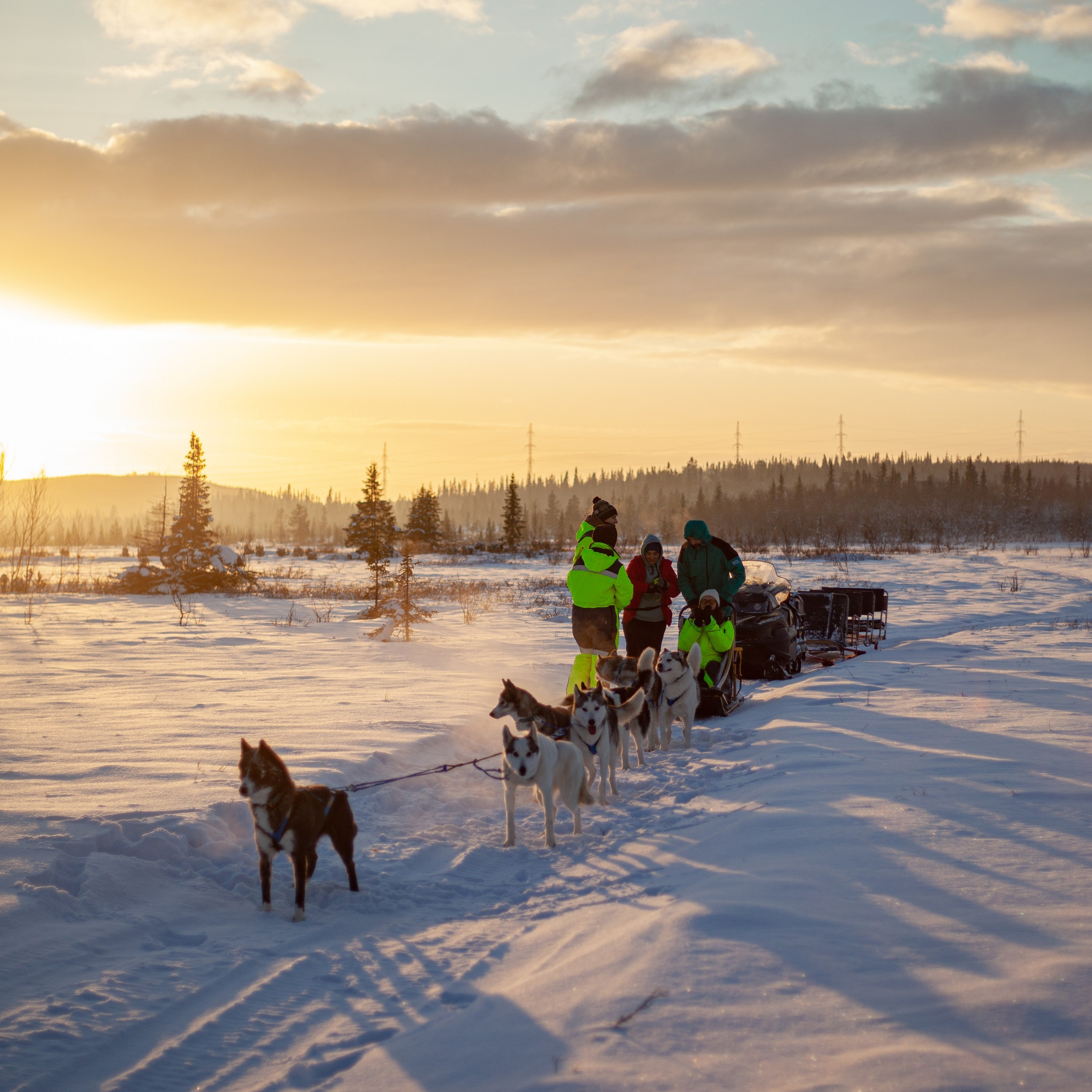 Snow camp. Шерегеш. Уникальные экспедиции — LUCKY CLAN