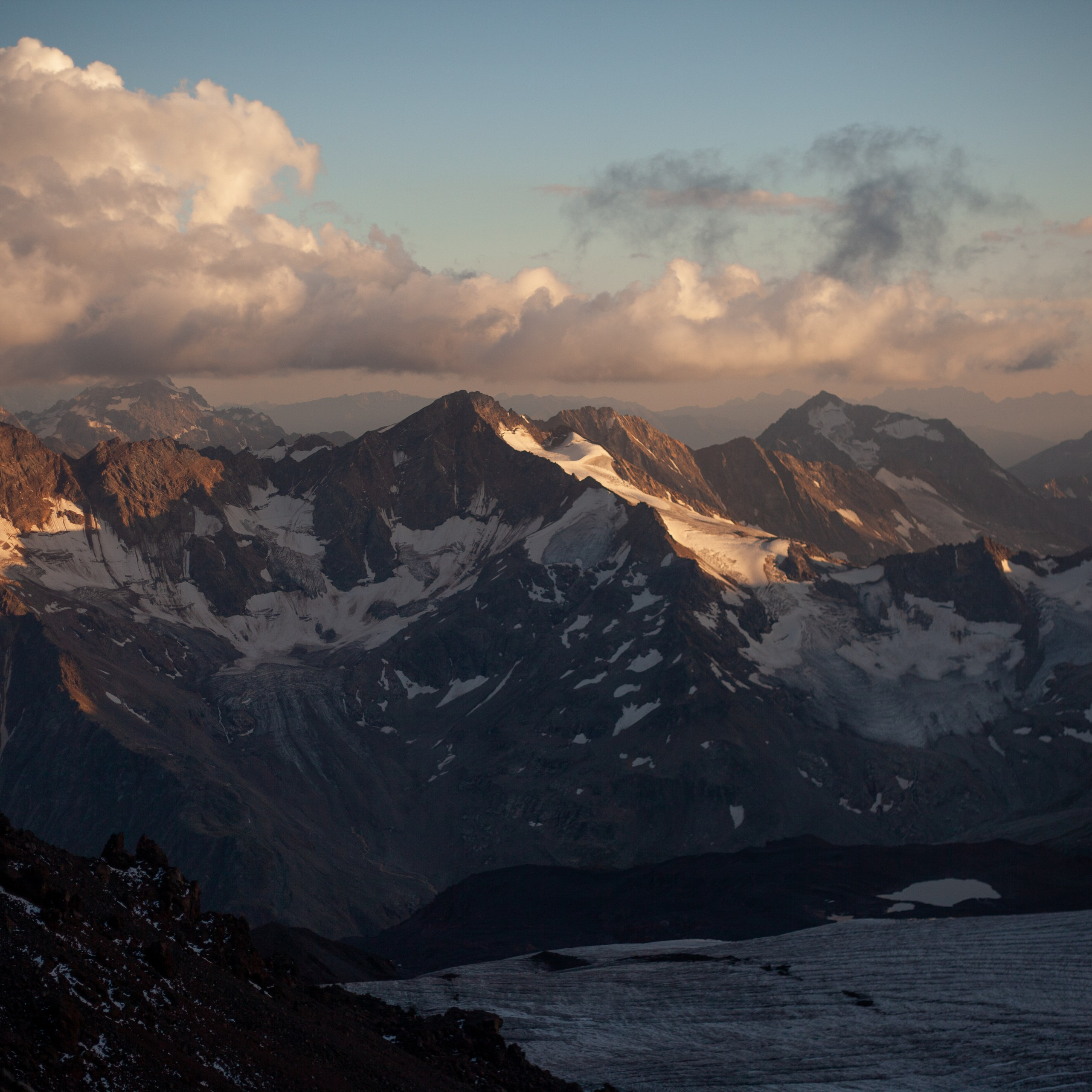 Восхождение на Эльбрус. Август 2024. Уникальные экспедиции — LUCKY CLAN