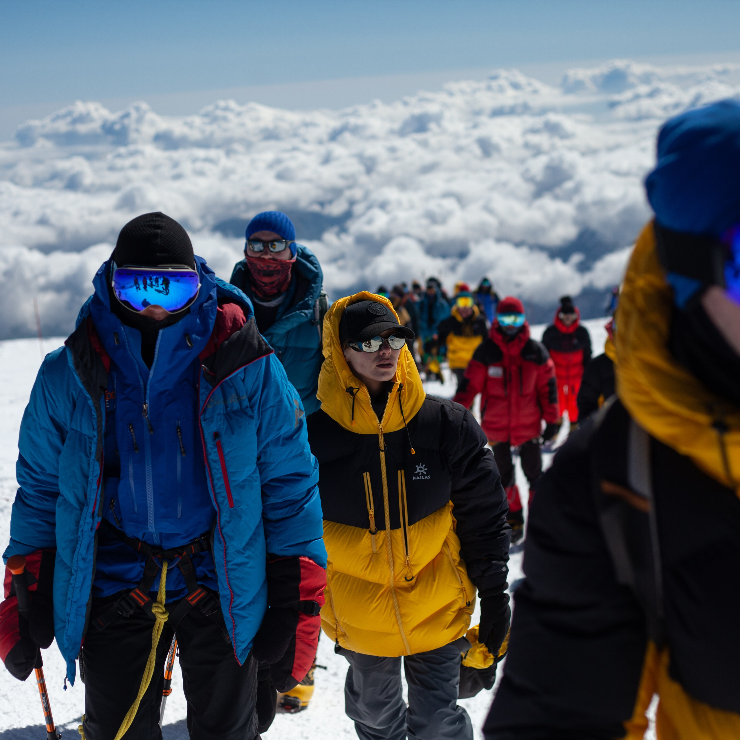 Восхождение на Эльбрус. Июнь 2024. Уникальные экспедиции — LUCKY CLAN