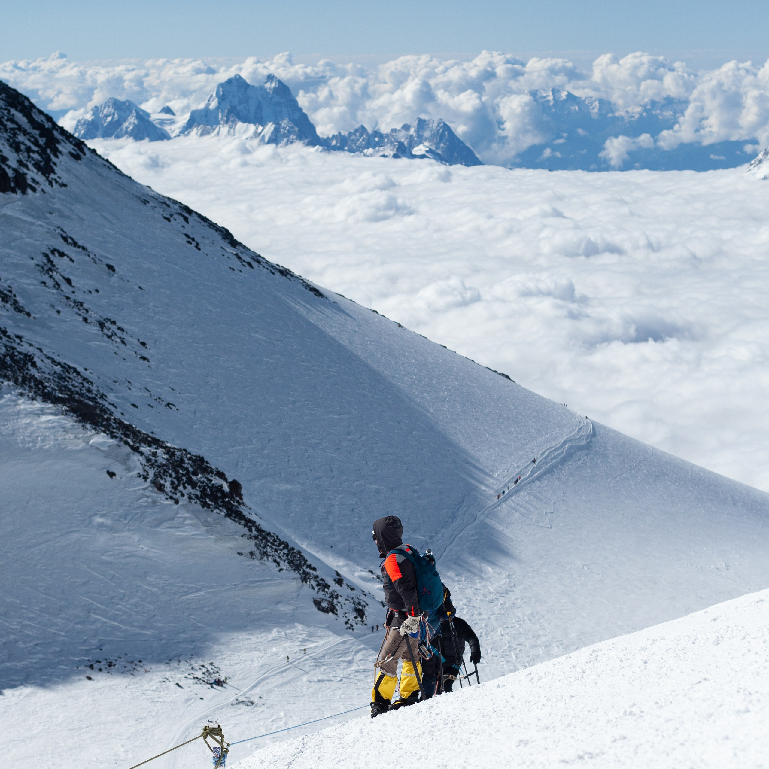 Восхождение на Эльбрус. Июнь 2024. Уникальные экспедиции — LUCKY CLAN