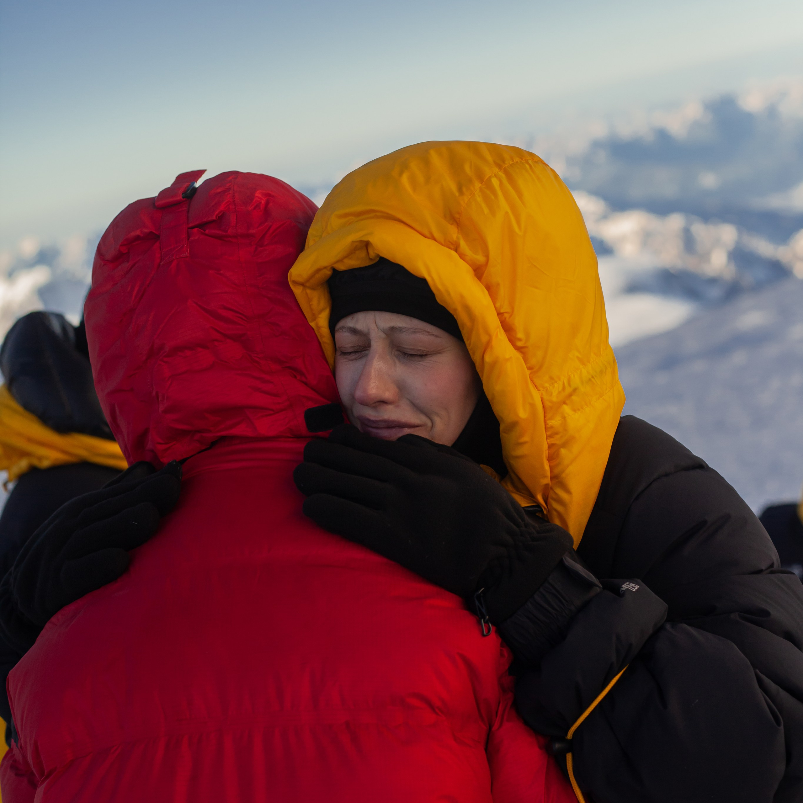 Восхождение на Эльбрус. Июнь 2024. Уникальные экспедиции — LUCKY CLAN