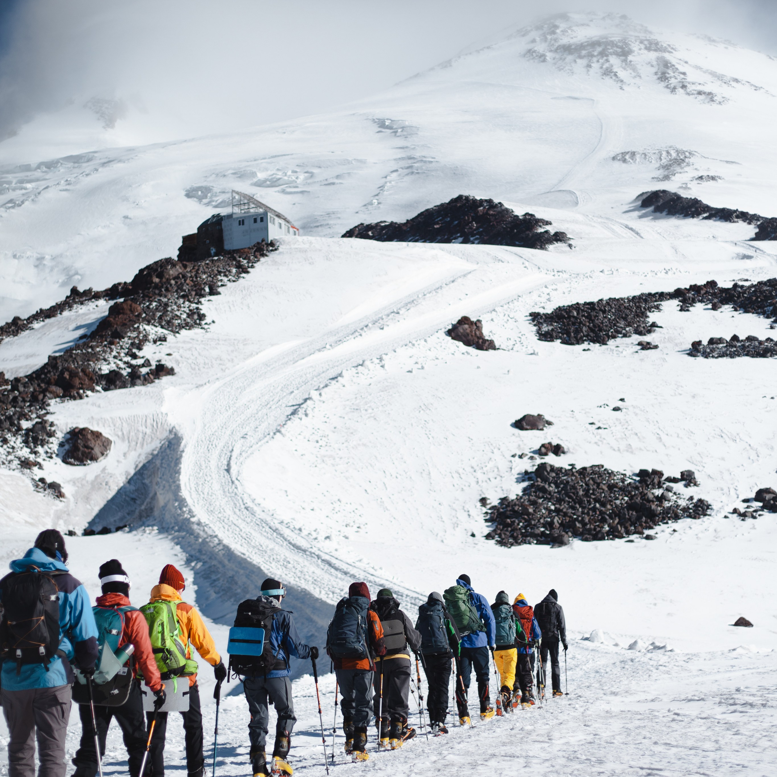 Восхождение на Эльбрус. Июнь 2024. Уникальные экспедиции — LUCKY CLAN