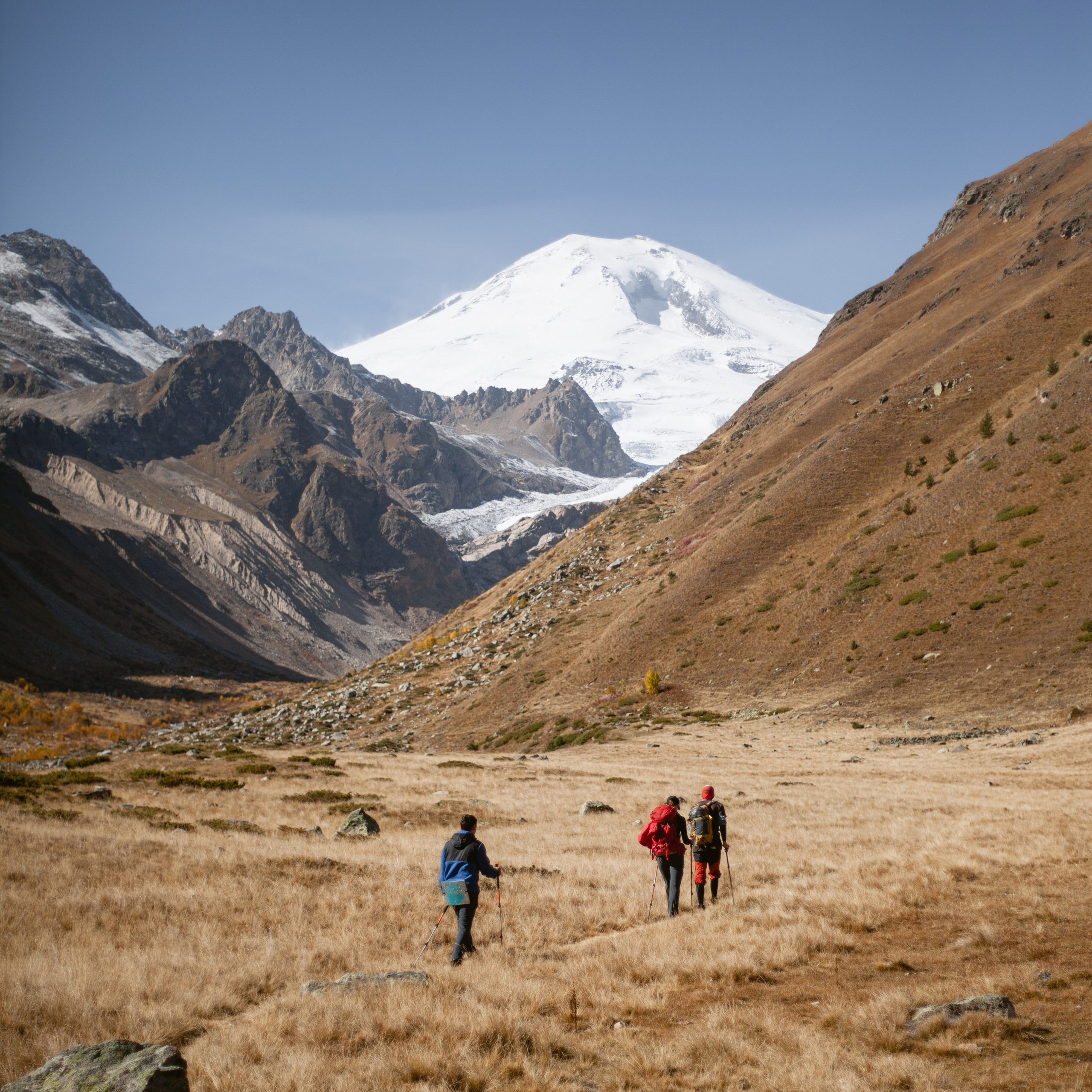 Трекинг Приэльбрусье. Октябрь 2023. Уникальные экспедиции — LUCKY CLAN