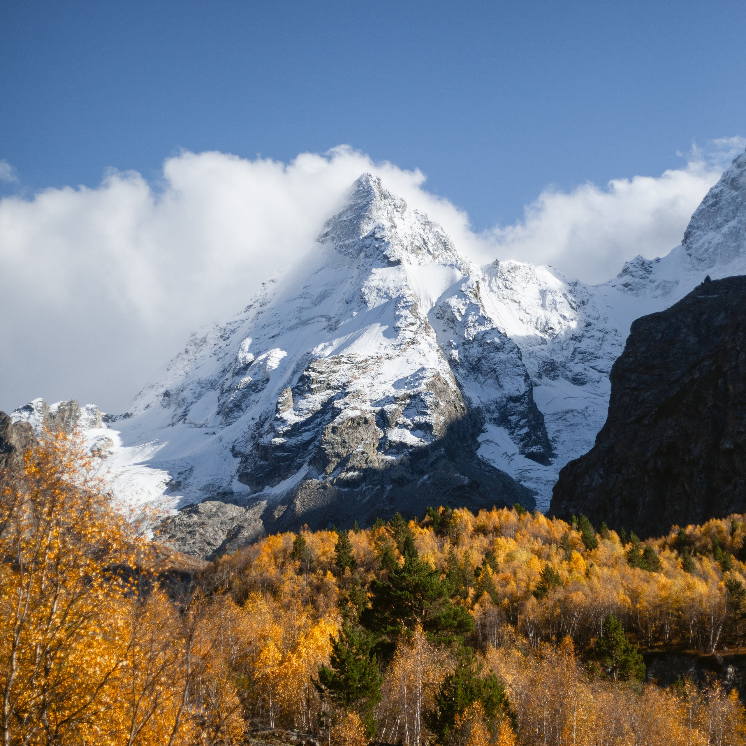 Трекинг Приэльбрусье. Октябрь 2023. Уникальные экспедиции — LUCKY CLAN