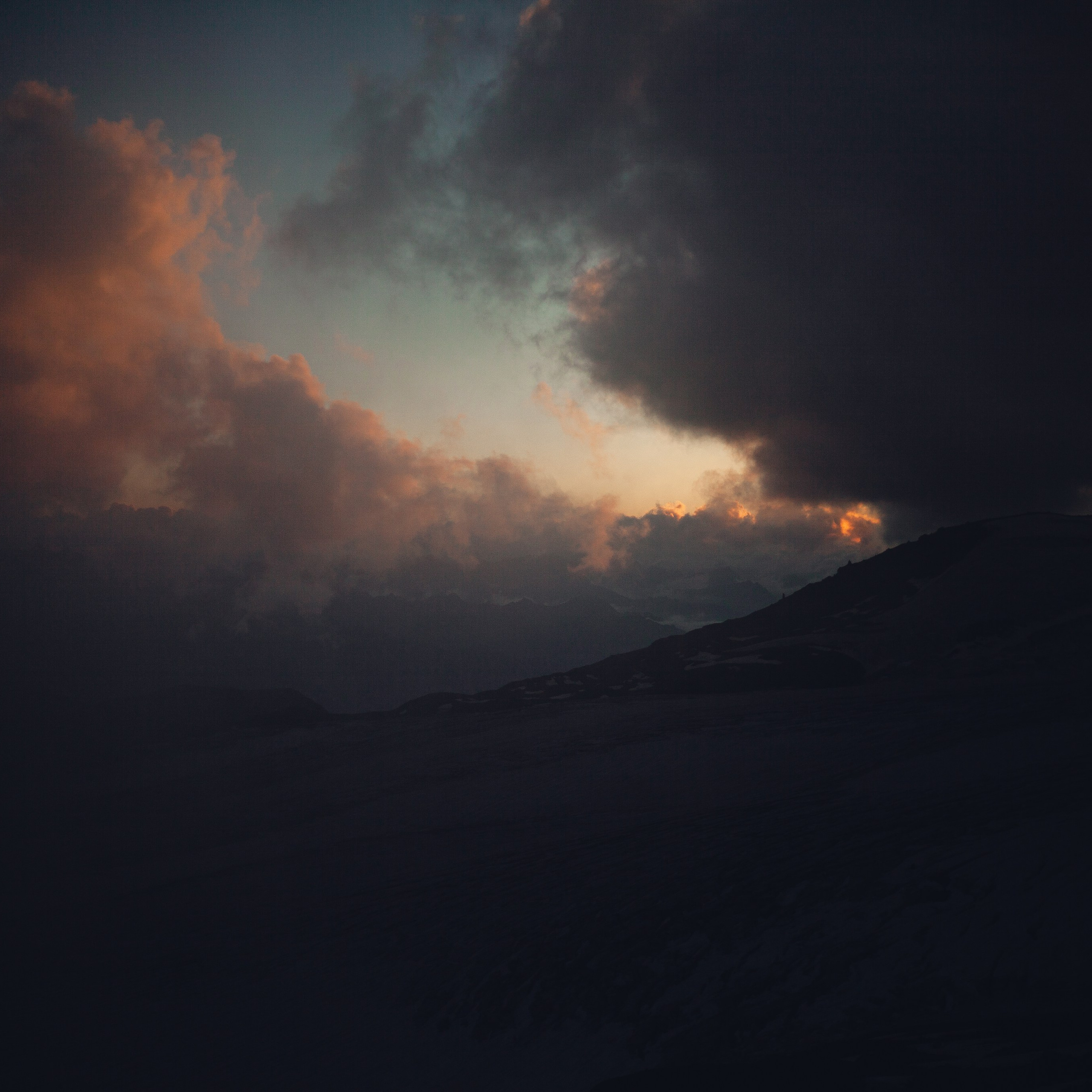 Восхождение на Эльбрус. Август 2023. Уникальные экспедиции — LUCKY CLAN