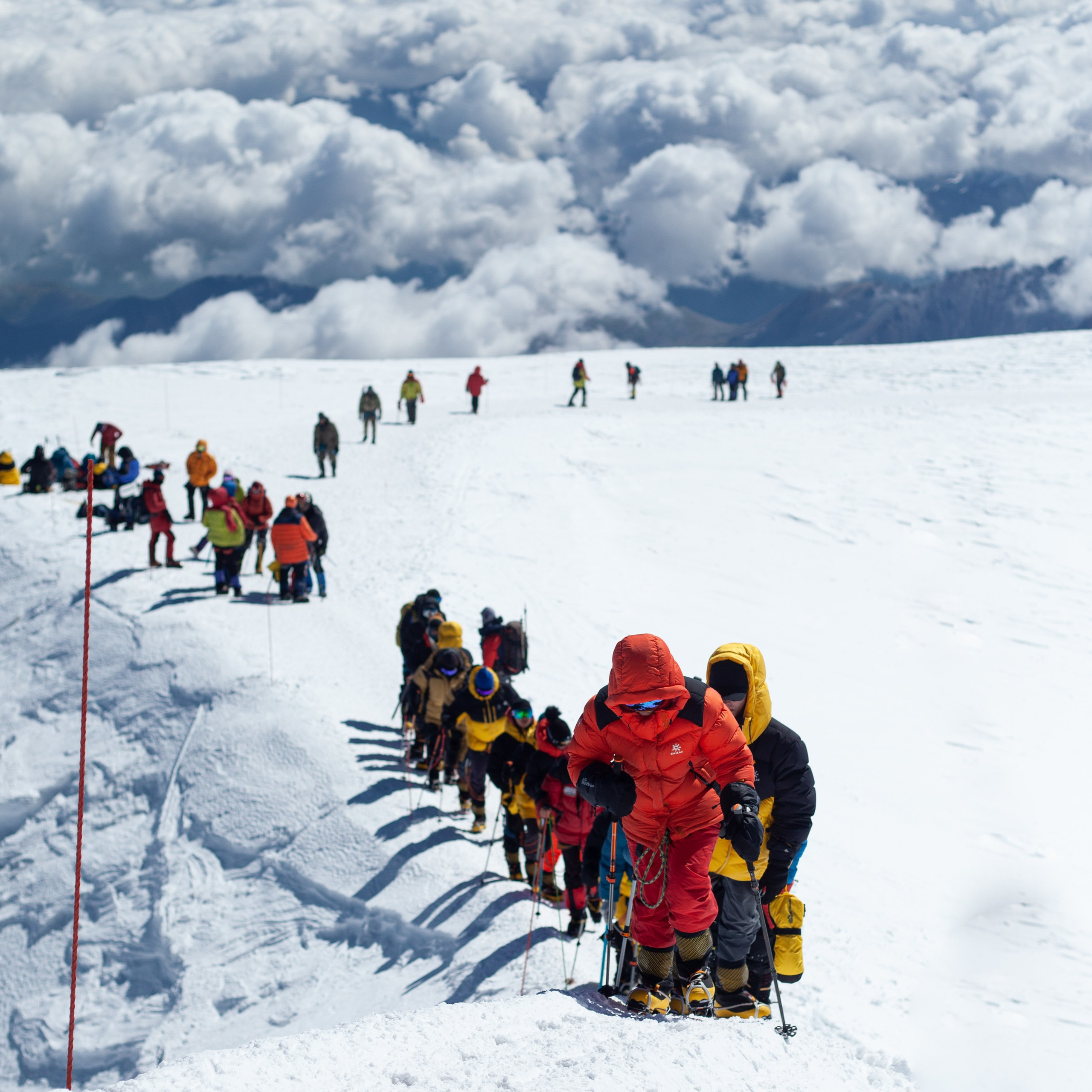 Восхождение на Эльбрус. Июнь 2024. Уникальные экспедиции — LUCKY CLAN