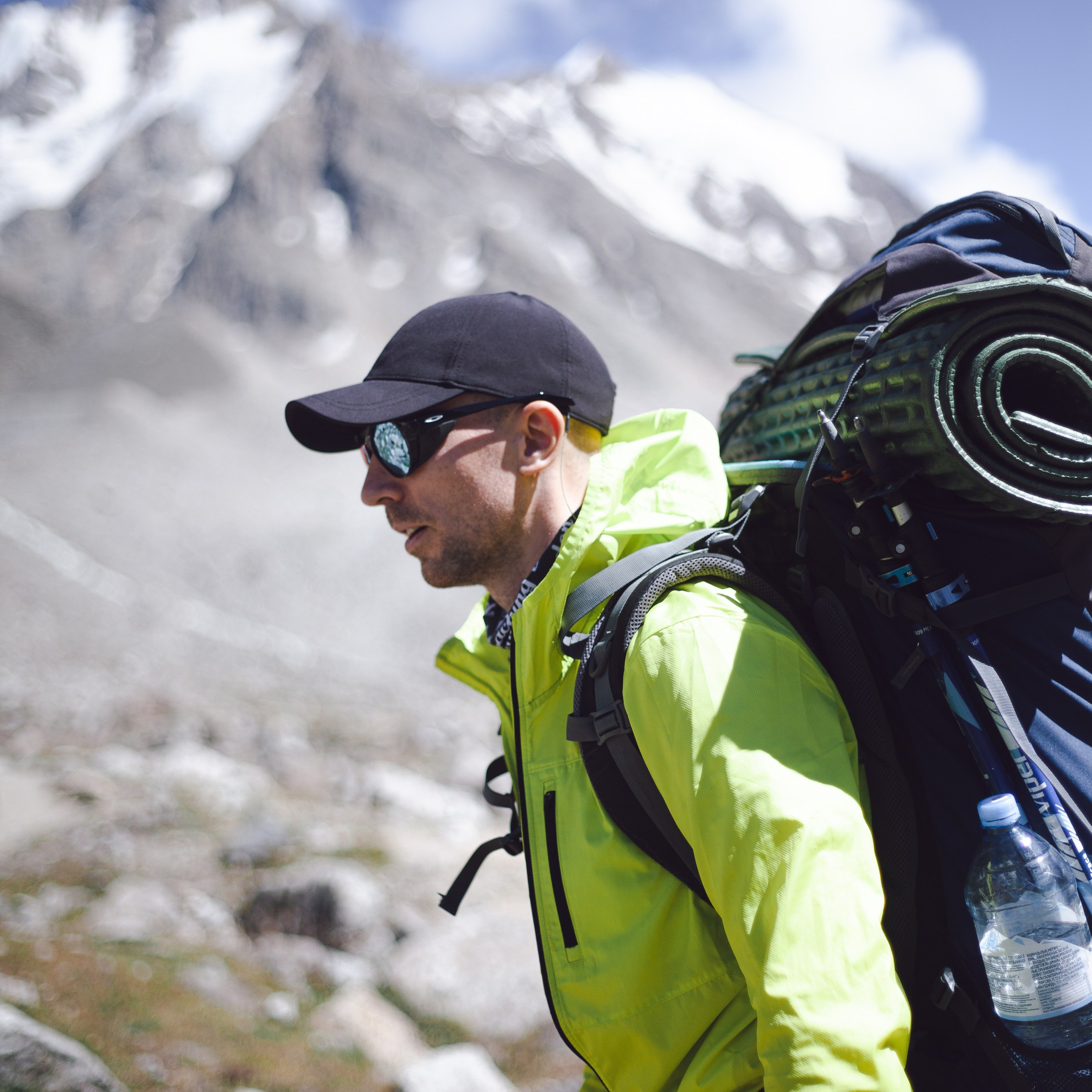 * Акклиматизация в «Адыр-Су».* Восхождение на Эльбрус с юга с опытными гидами.* Качественное снаряжение.* Незабываемые впечатления и потрясающие виды.