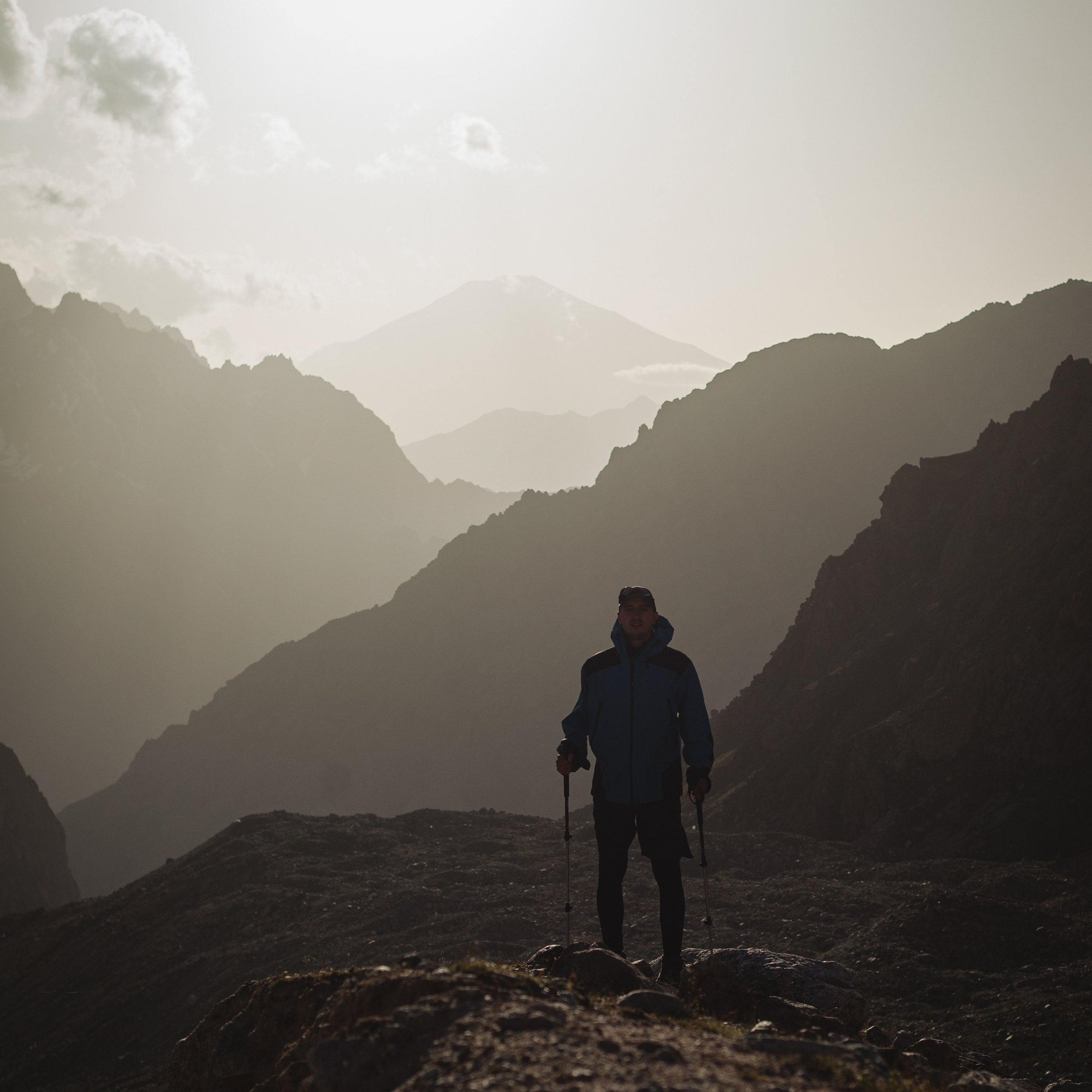 Восхождение на Эльбрус. Июнь 2024. Уникальные экспедиции — LUCKY CLAN