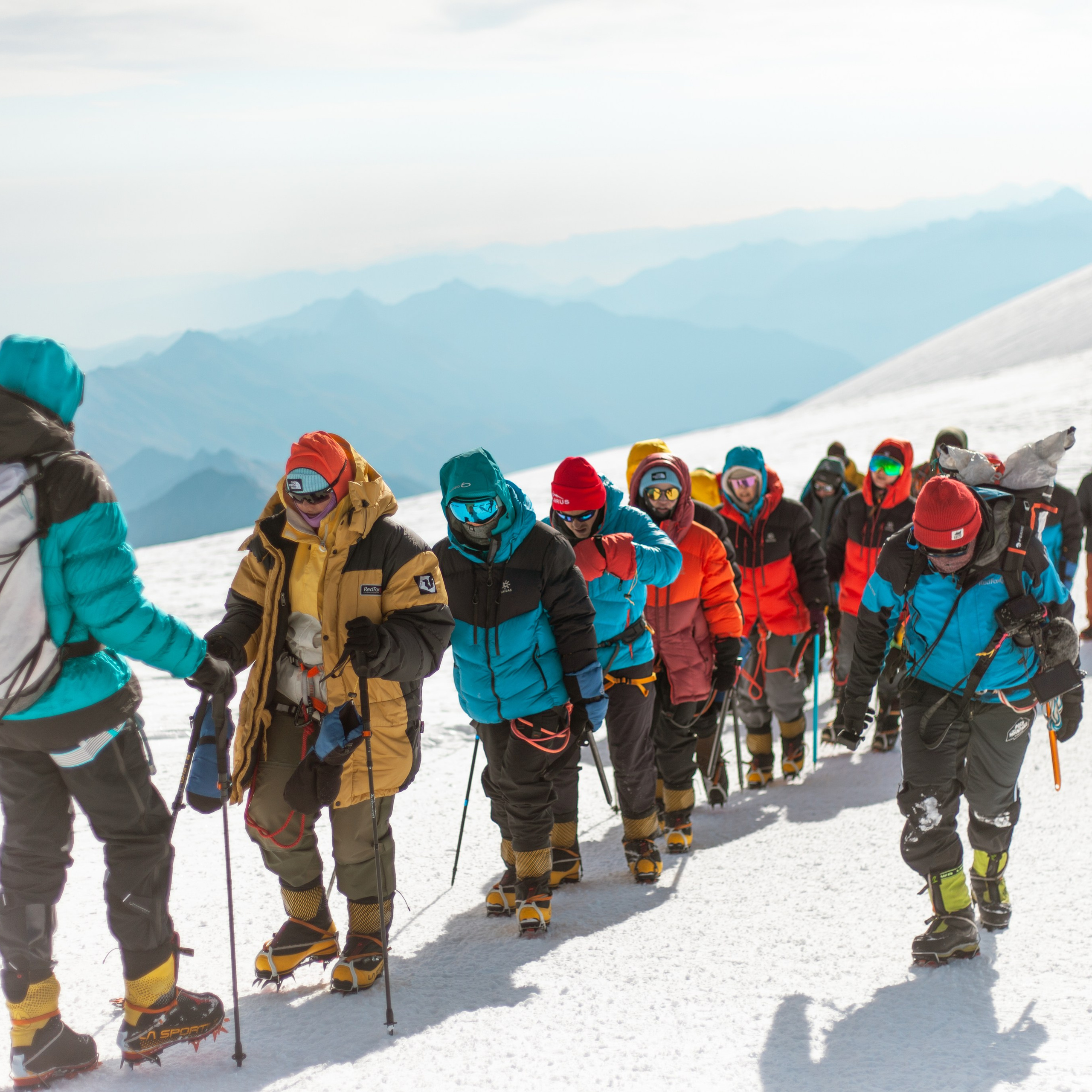 Восхождение на Эльбрус. Август 2024. Уникальные экспедиции — LUCKY CLAN