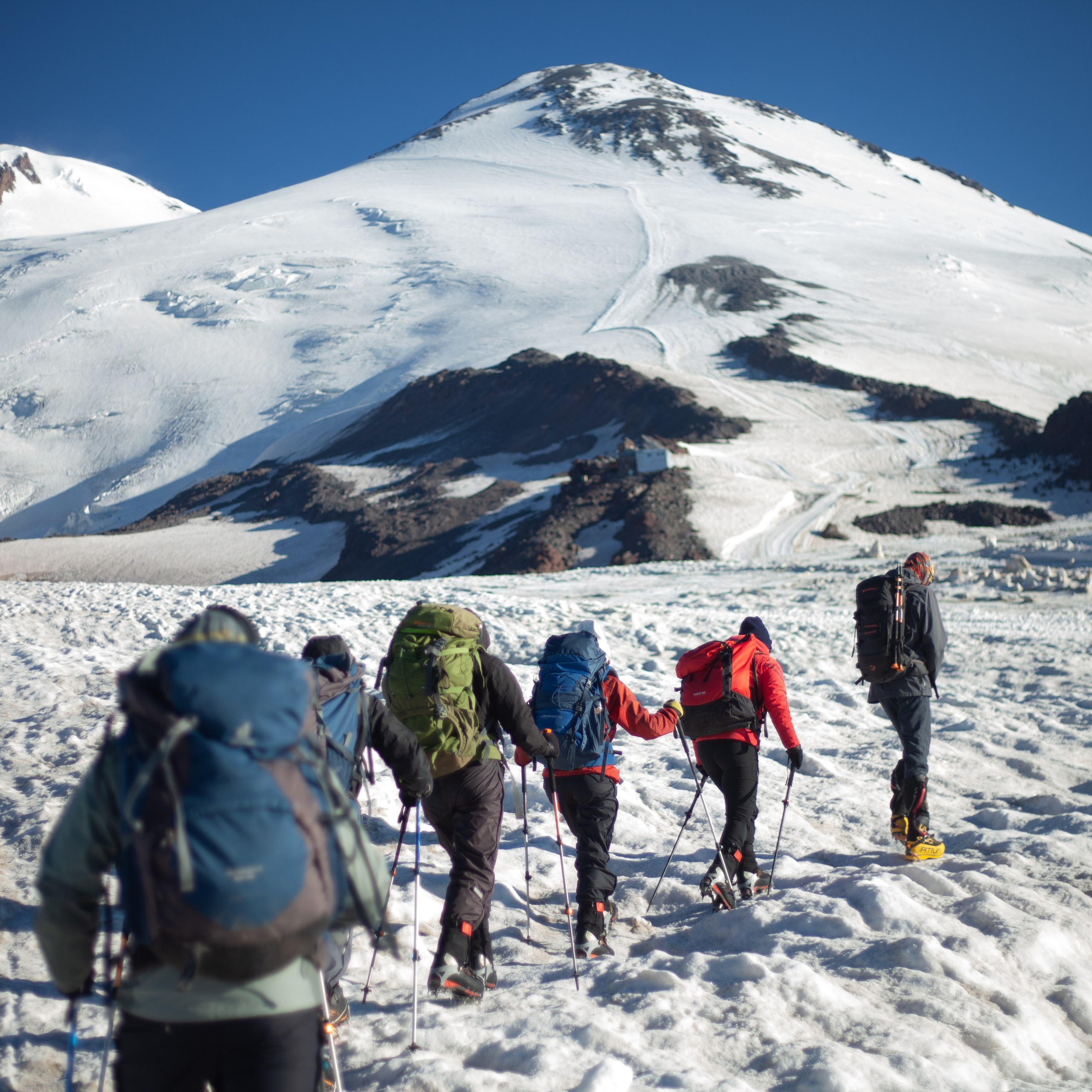 Восхождение на Эльбрус. Август 2023. Уникальные экспедиции — LUCKY CLAN