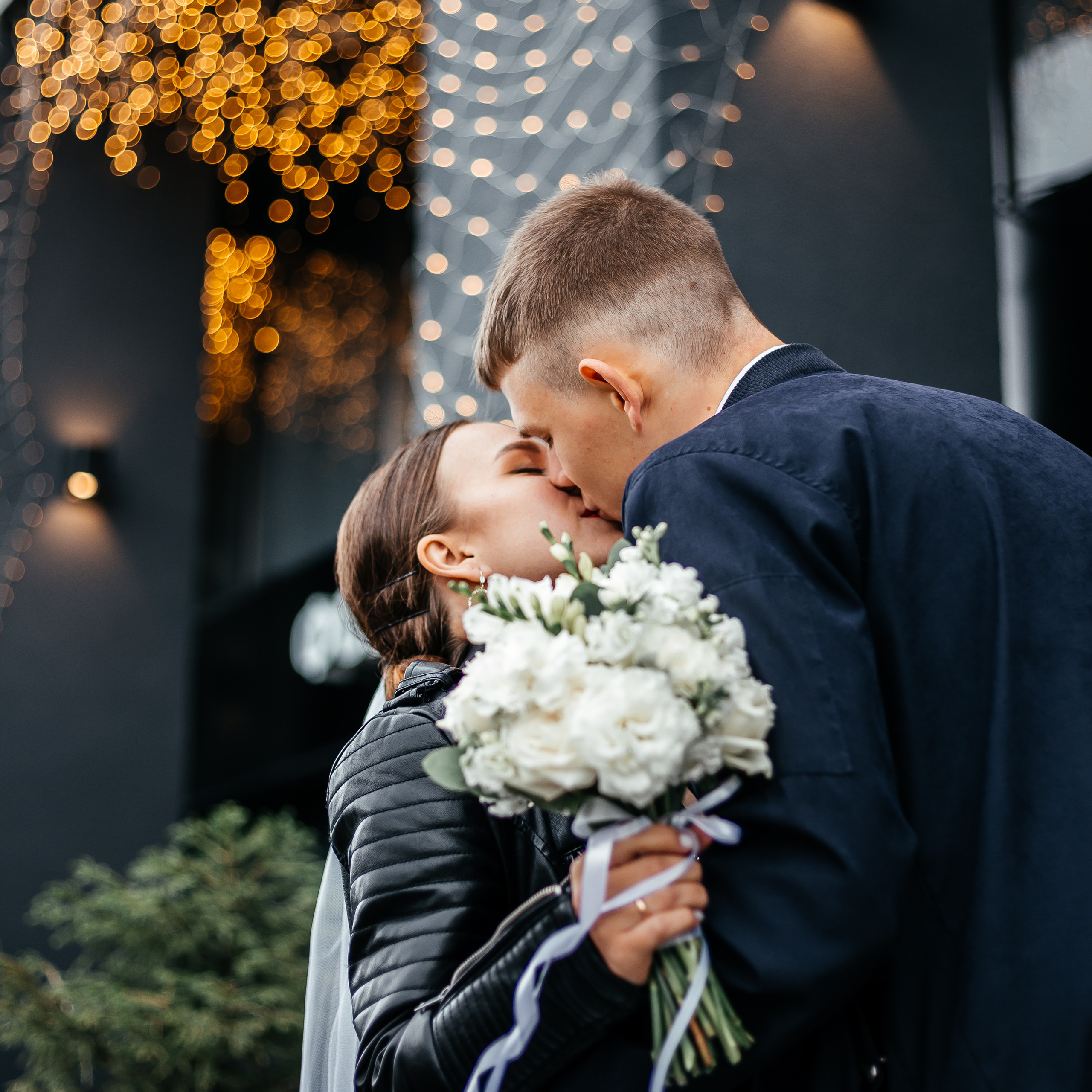 Саша и Элина. Прогулка. Новин квартал