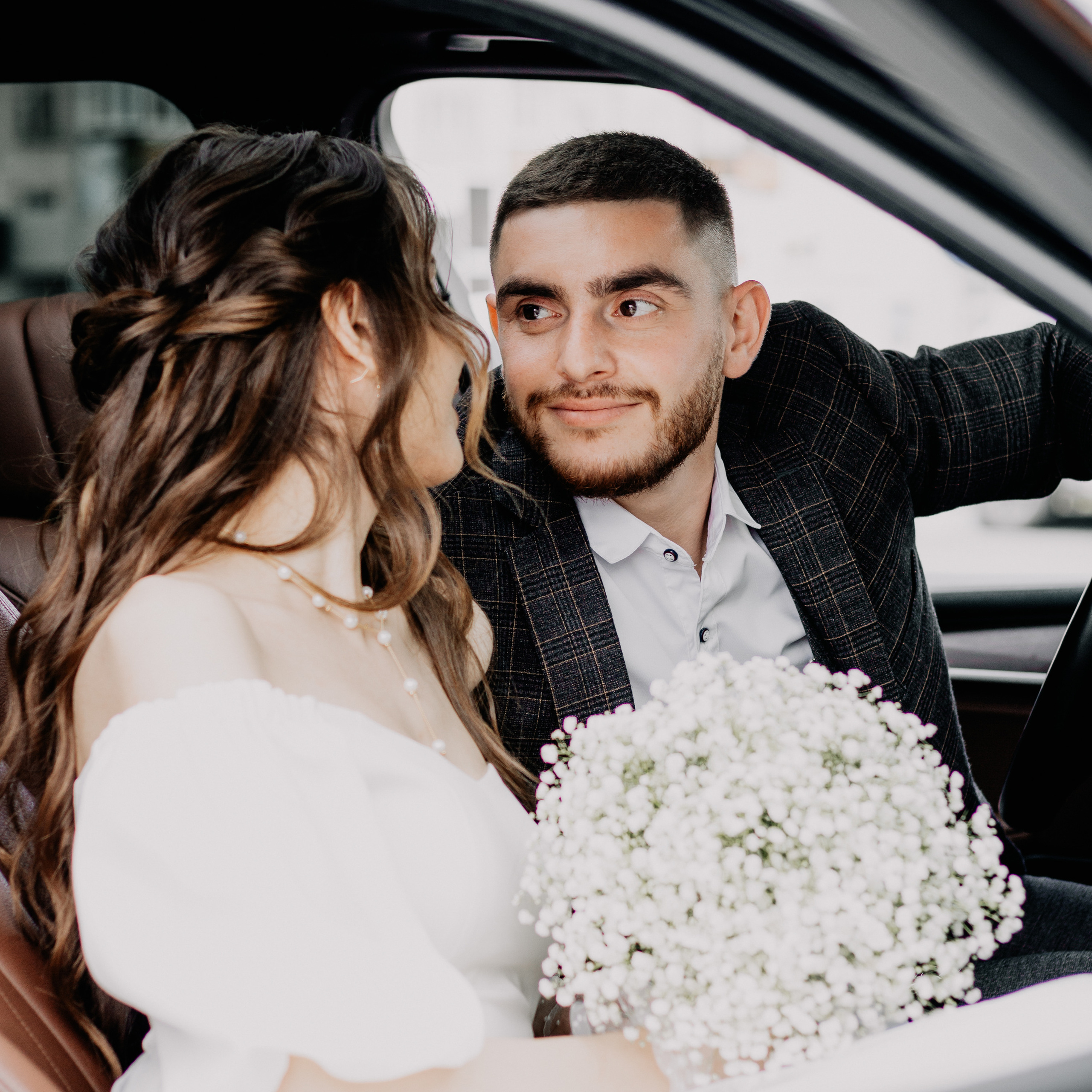 Артур и Зоя. Загс и прогулка