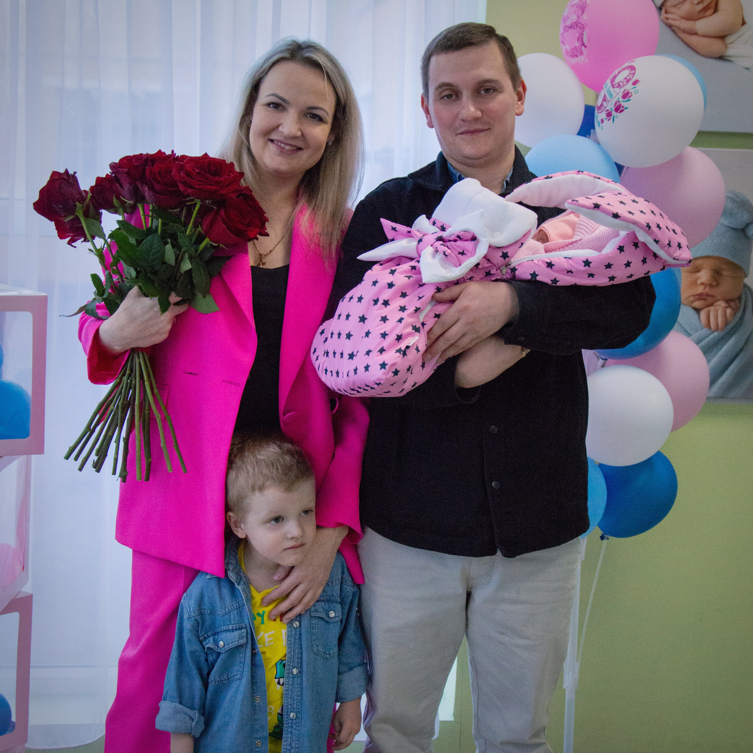 Съемка выписки из роддома