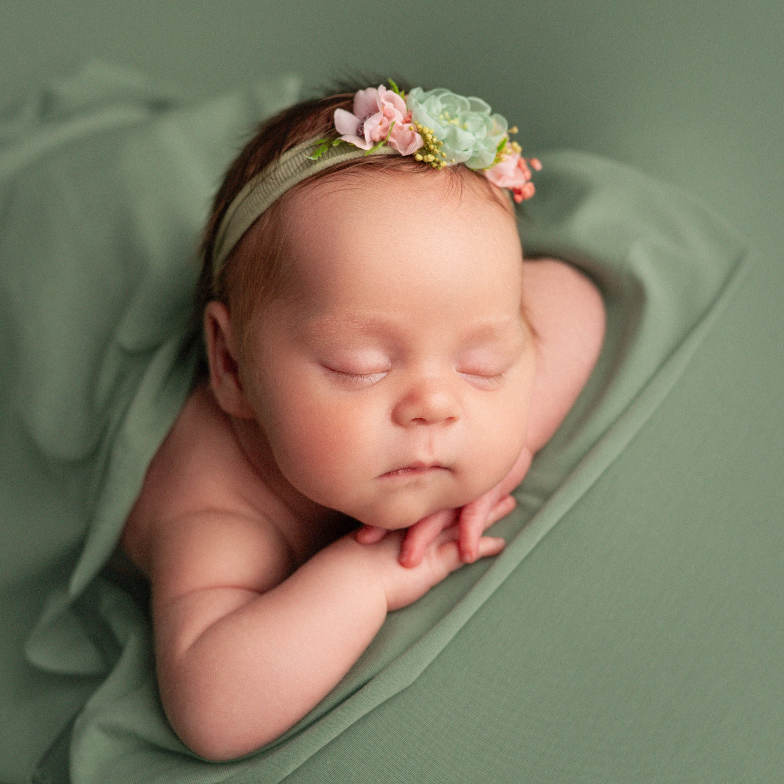 Фотограф newborn новорожденных и беременных, семейный в Костроме Котлова Наталья