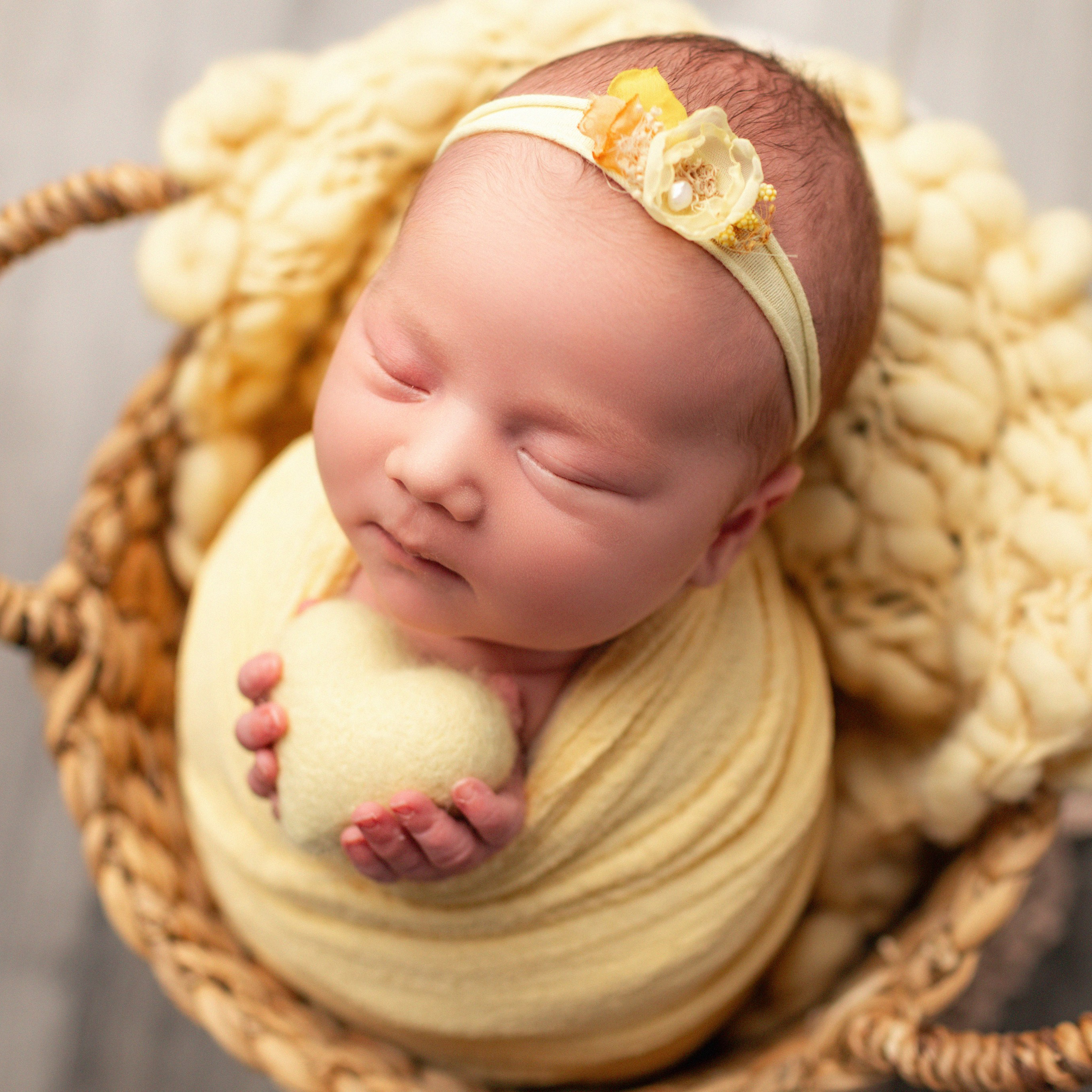 Фотограф newborn новорожденных и беременных, семейный в Костроме Котлова Наталья