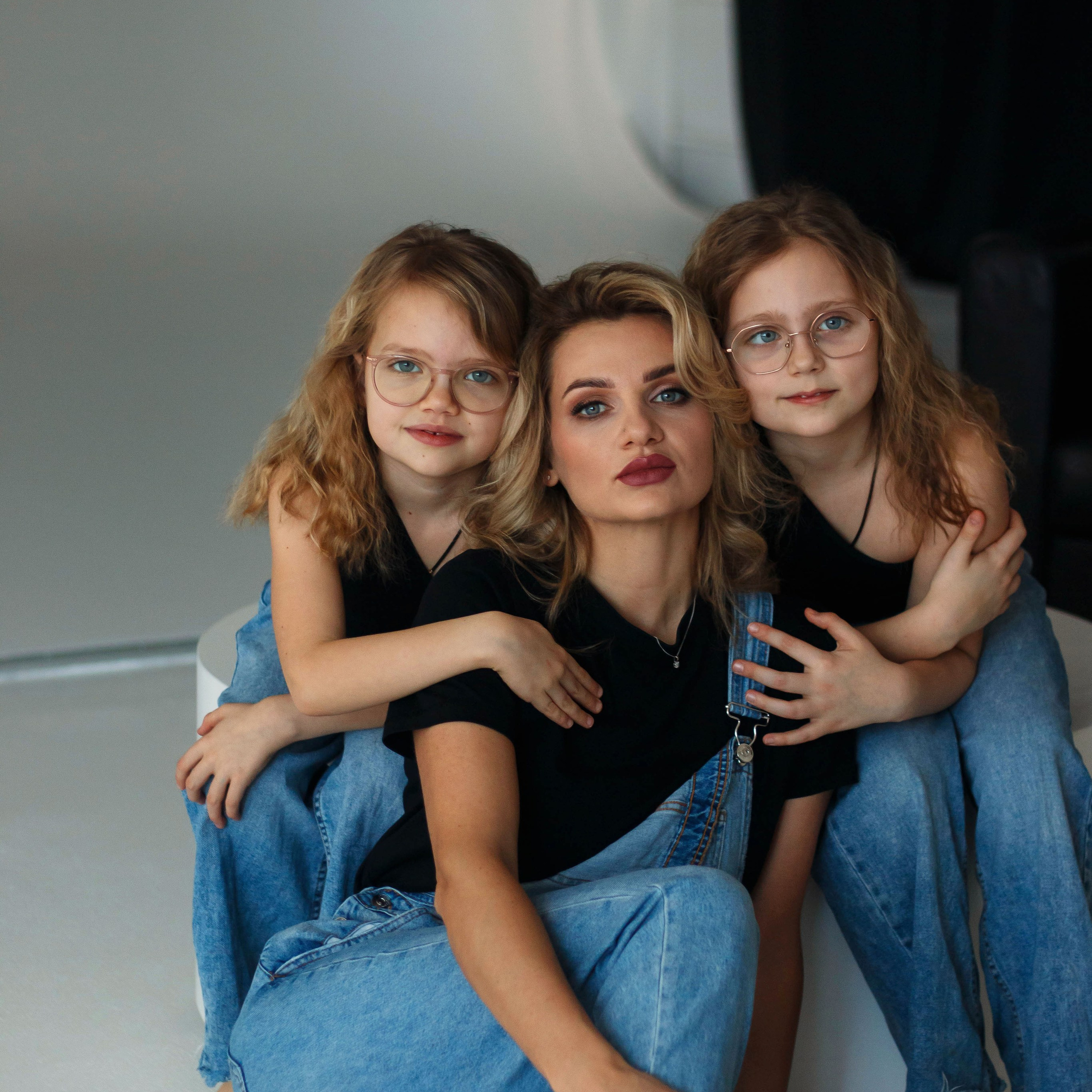 MARYNA & NIKOLETTA & ALISA