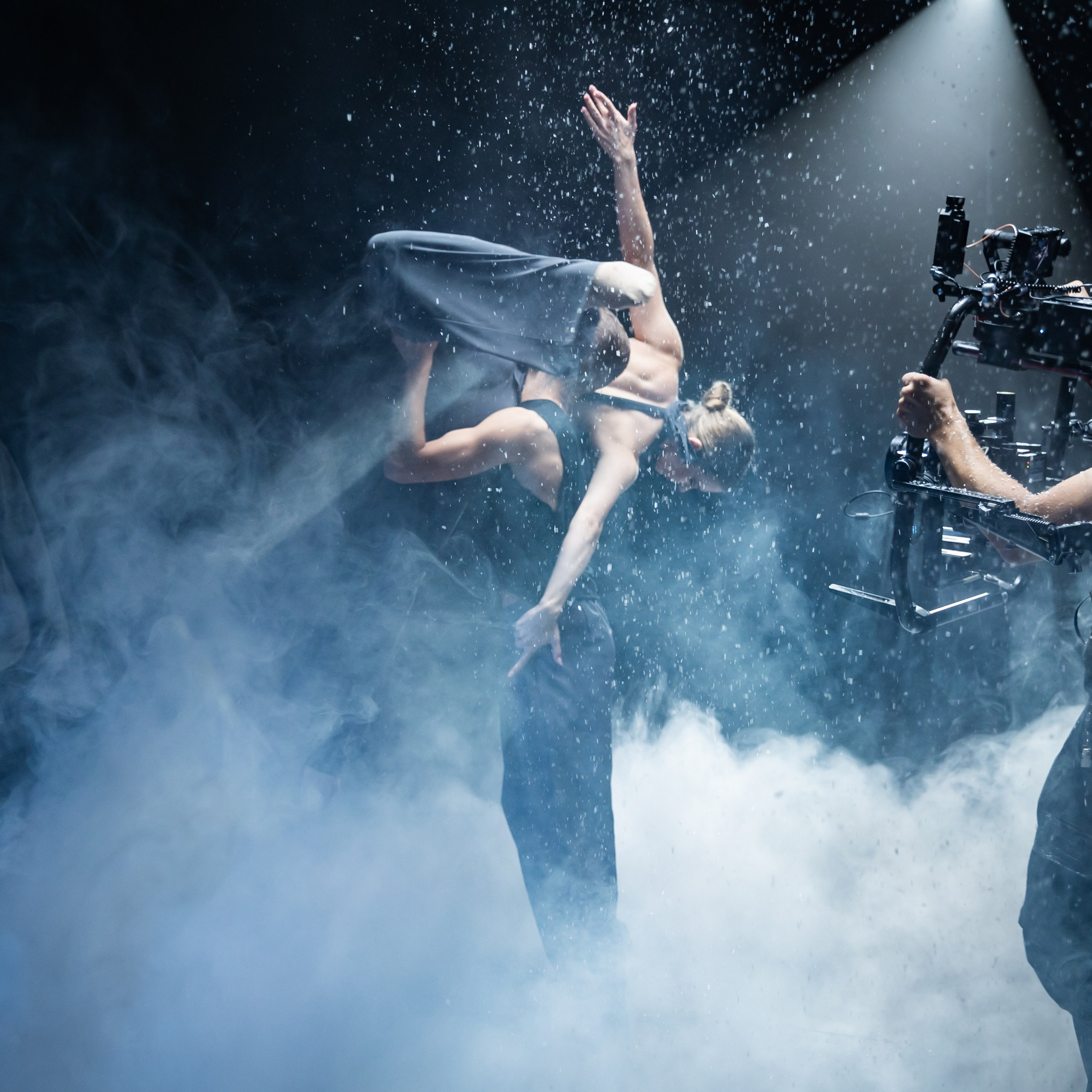 Backstage клипы