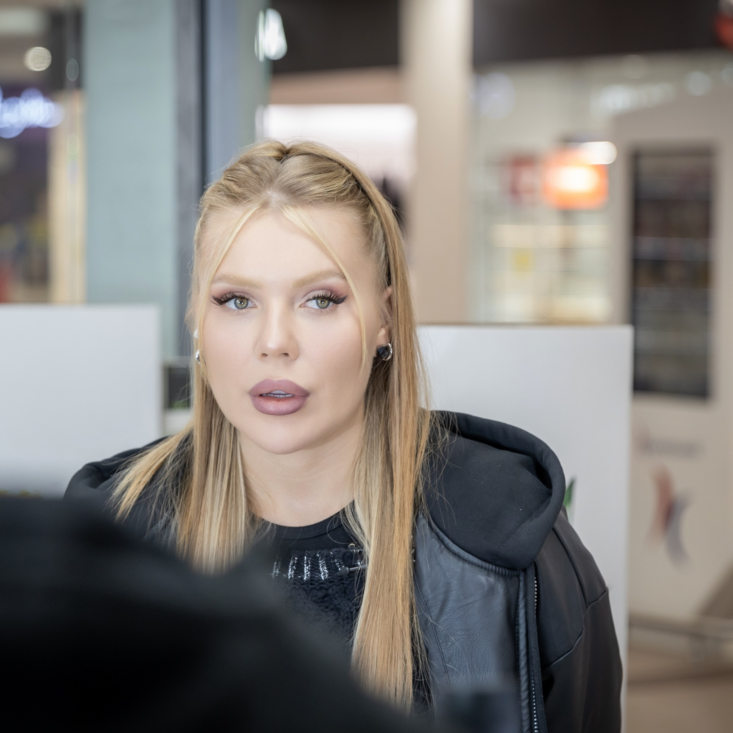 Backstage блогеры