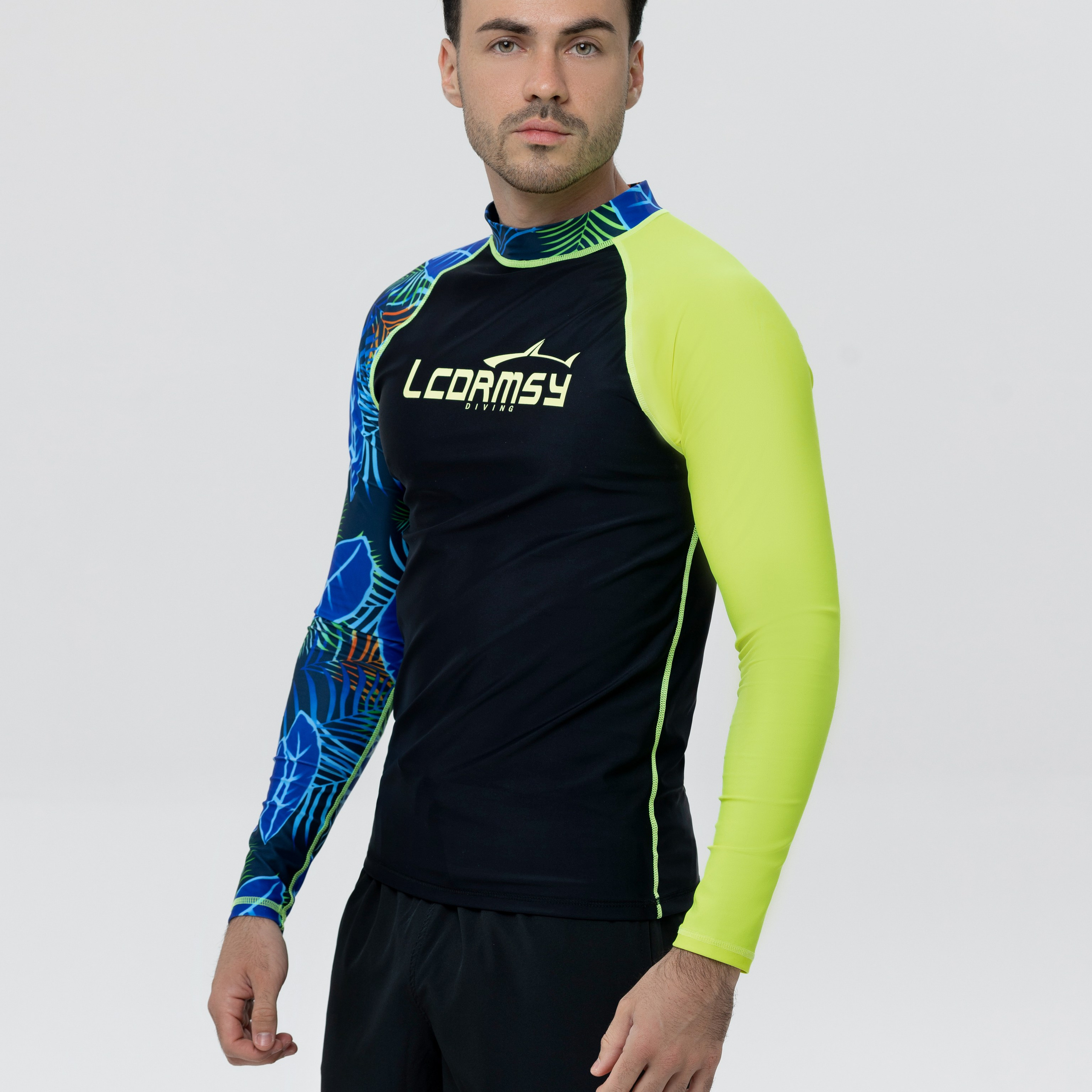 Гидрокостюмы