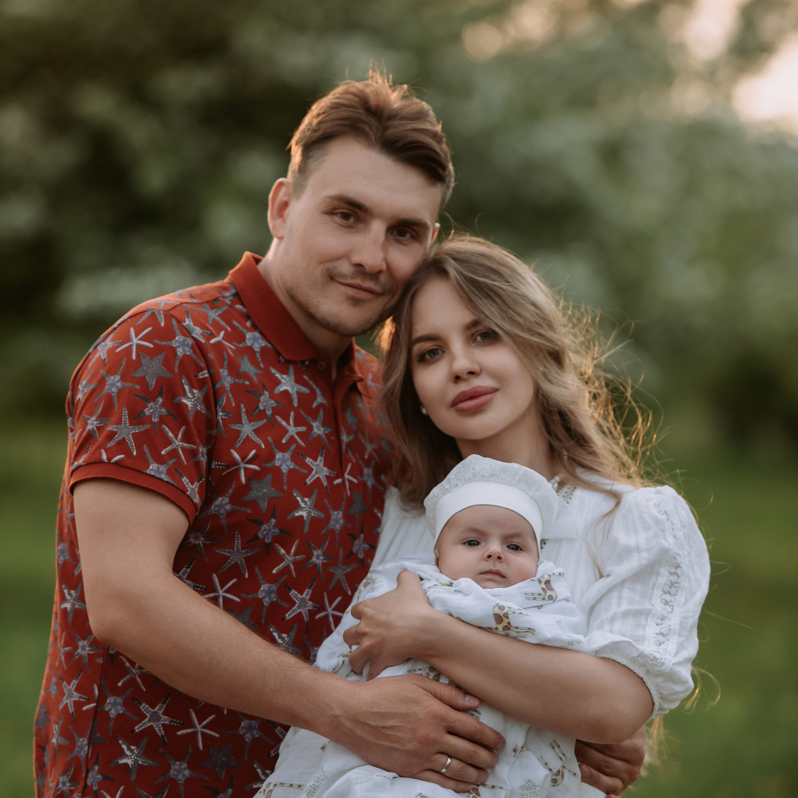 Цветение яблони семья Гончаровых