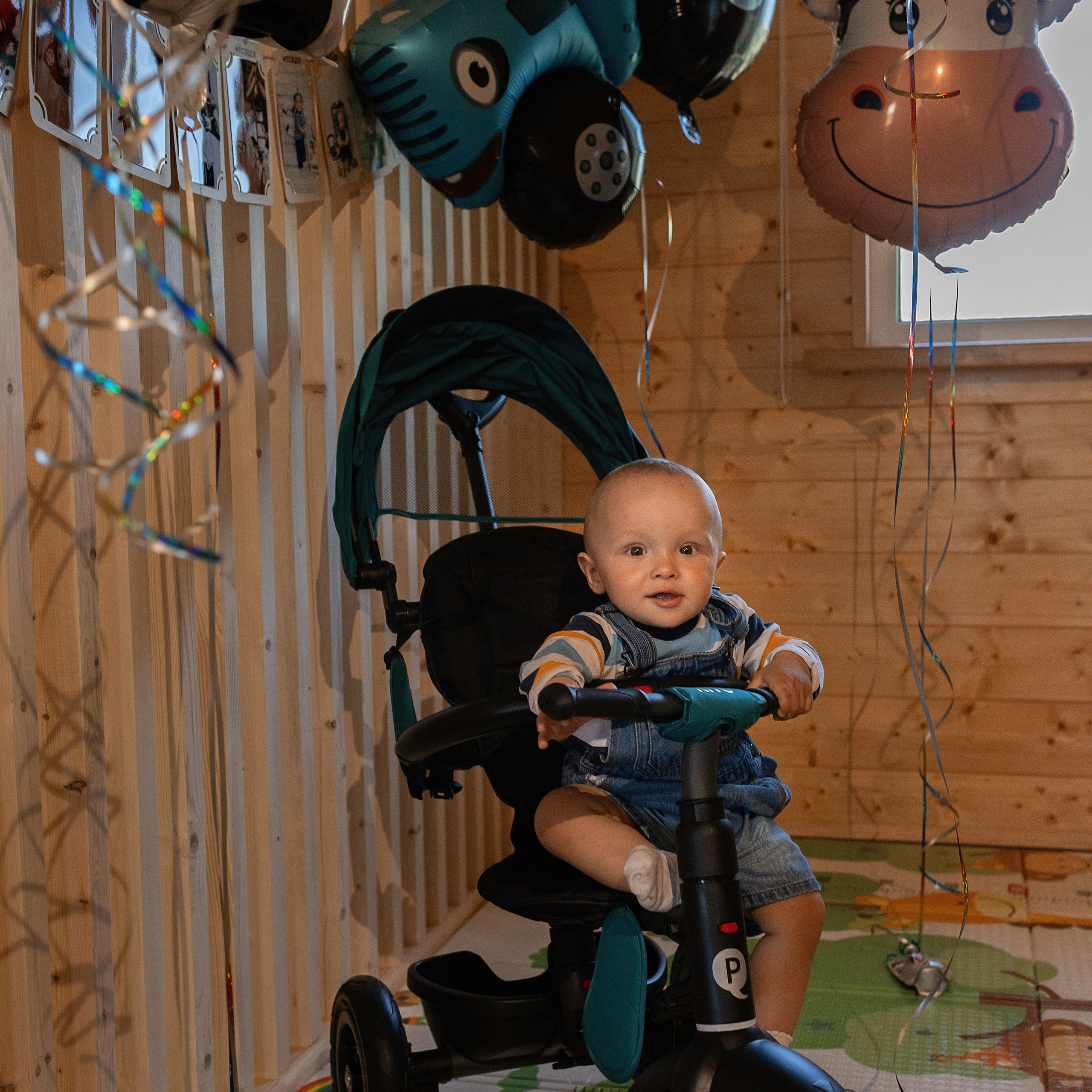 Анатолию 1 годик