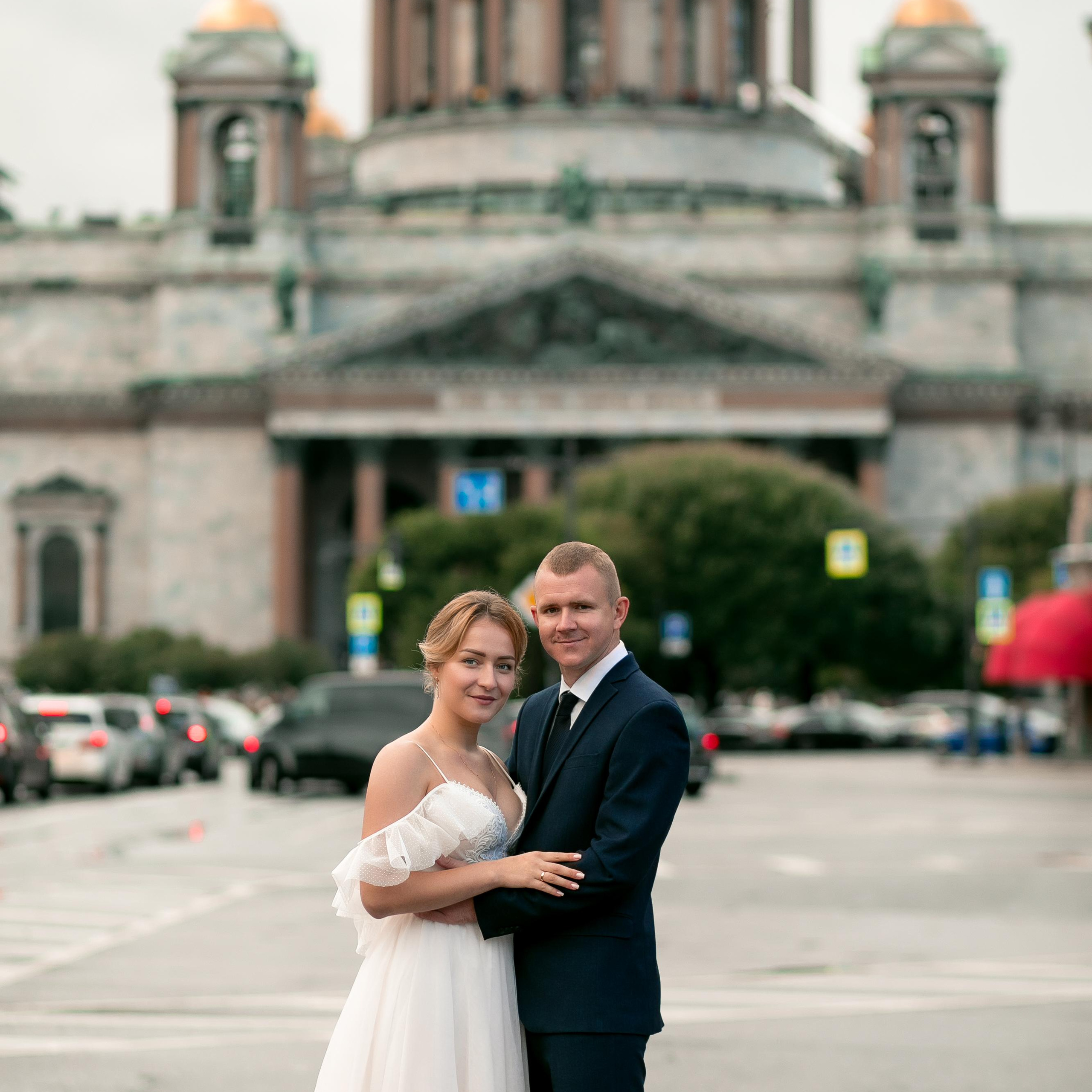 Свадебная осенняя фотосессия у Исаакия. Семейный и свадебный фотограф в Санкт-Петербурге Таша Семёнова