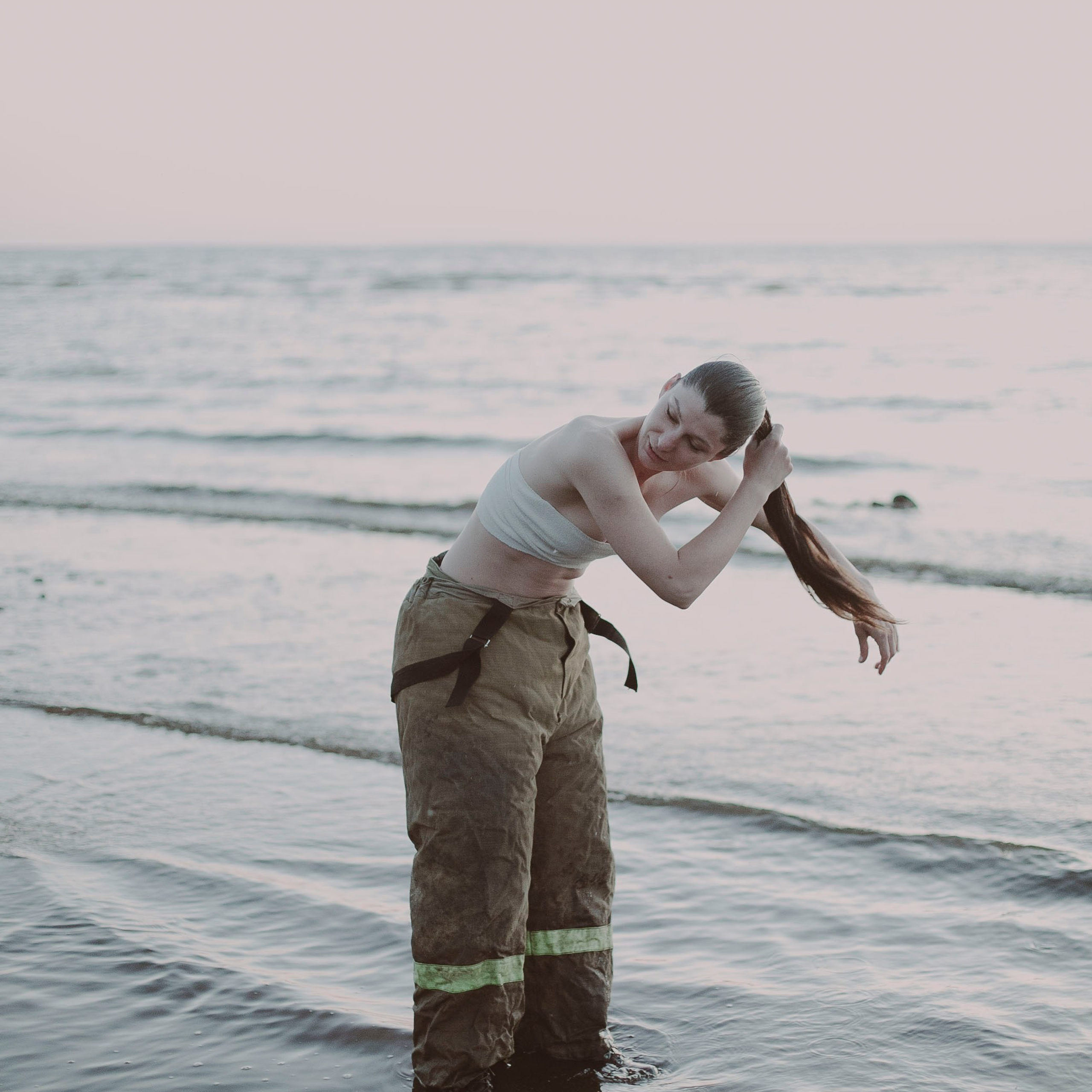 Настя. Фотосессия с огнем и водой. Эротический фотограф Ирина Подборская (18+)