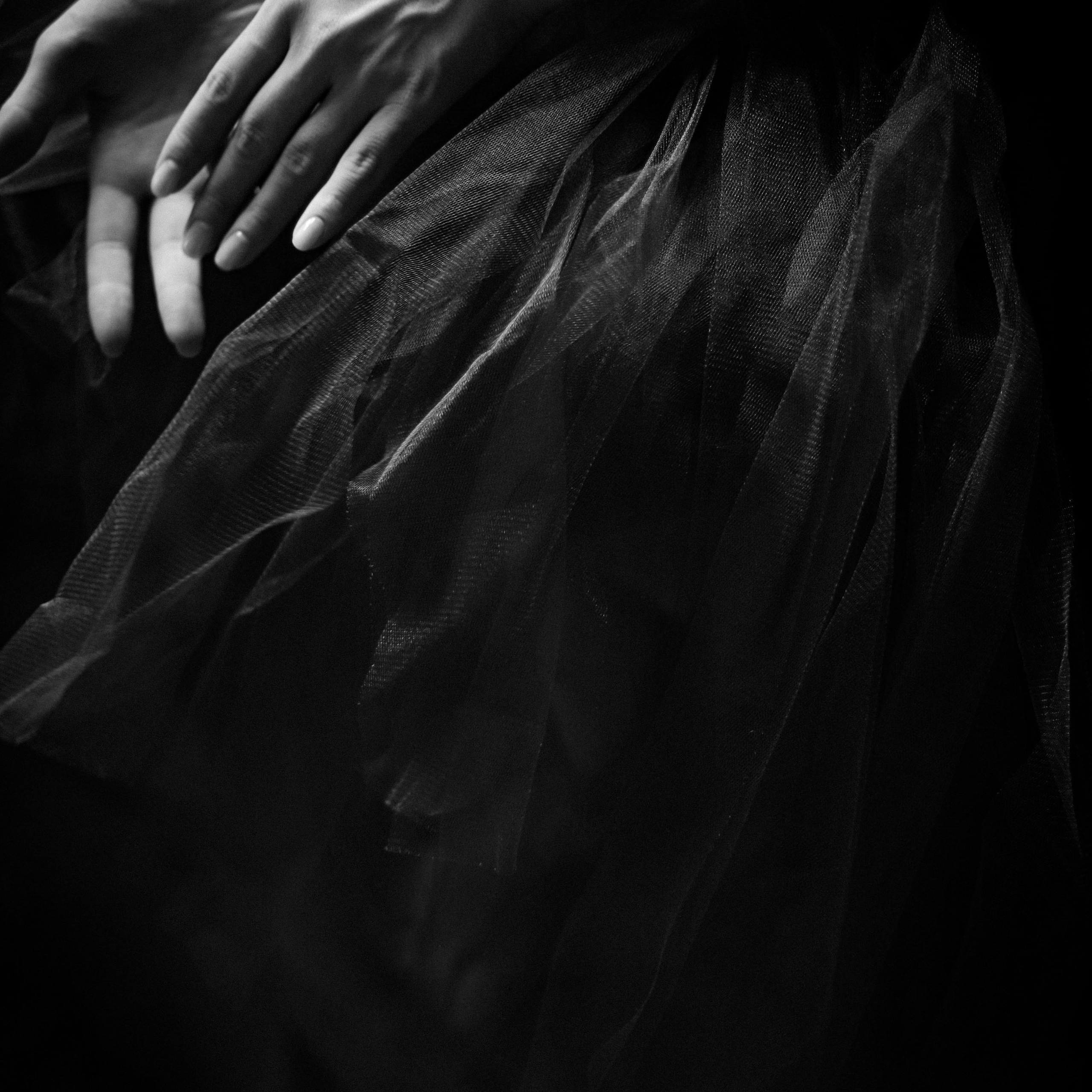 Танец рук Лизы. Эротический фотограф Ирина Подборская (18+)