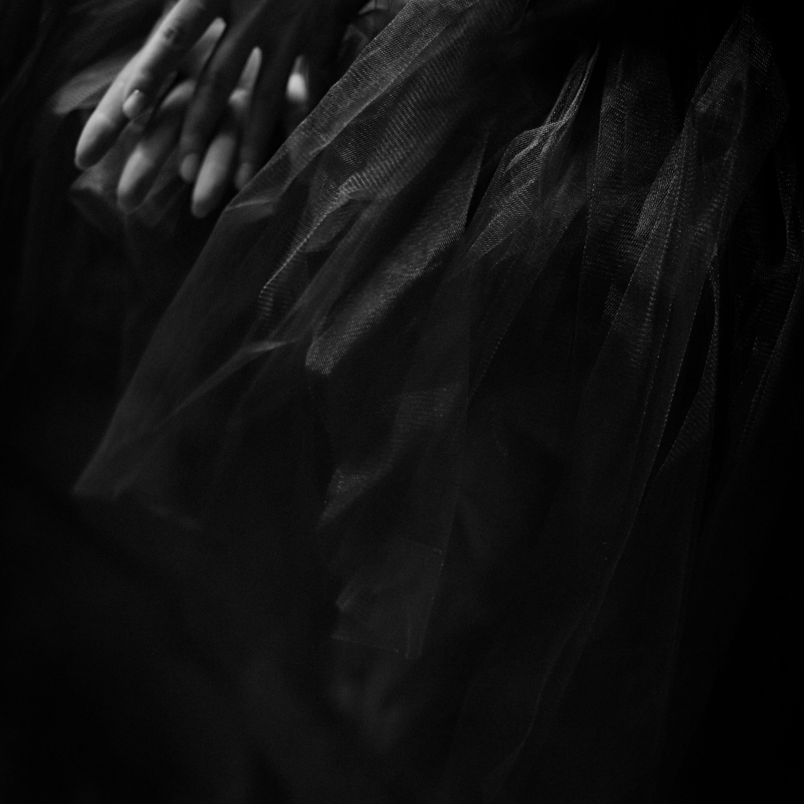 Танец рук Лизы. Эротический фотограф Ирина Подборская (18+)