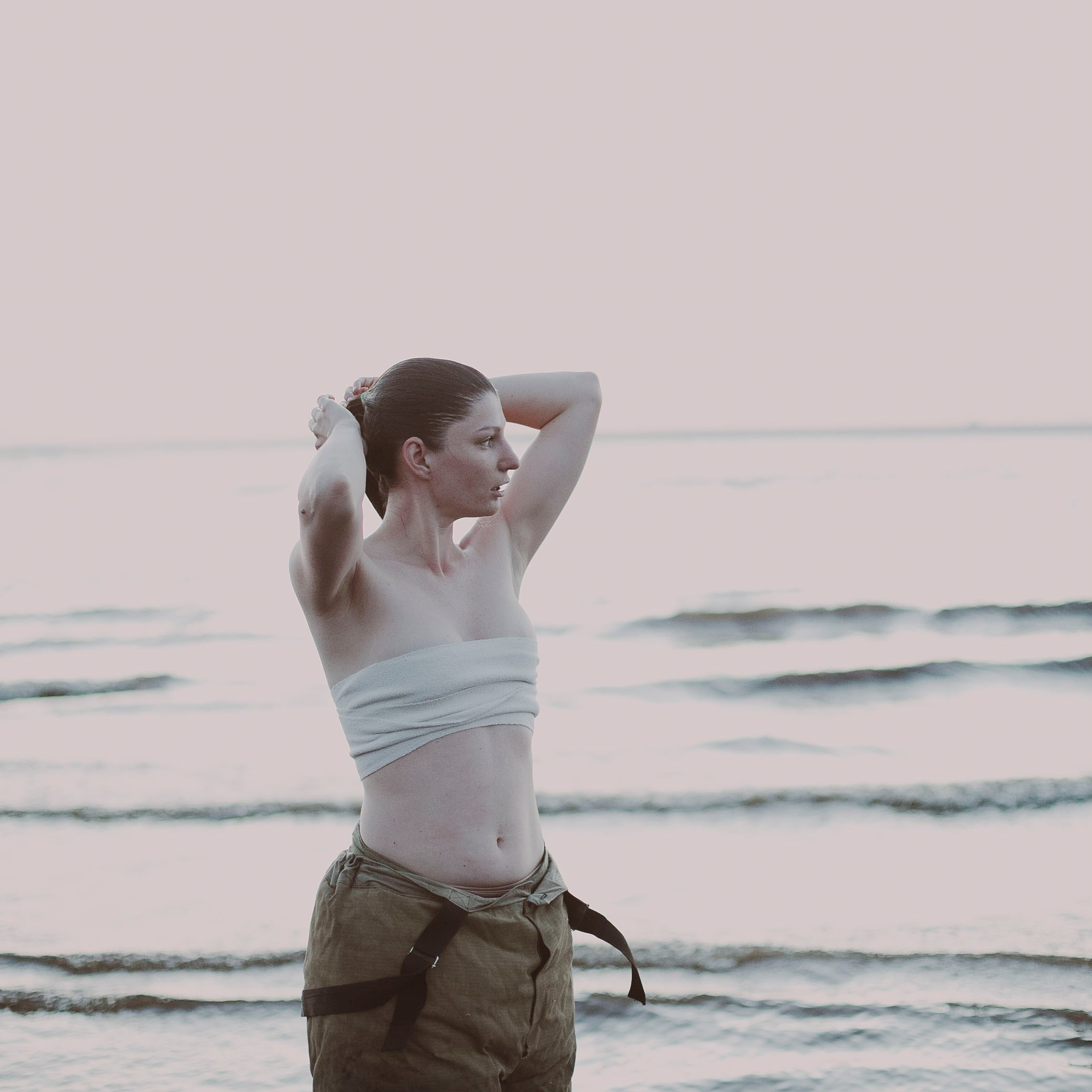 Настя. Фотосессия с огнем и водой. Эротический фотограф Ирина Подборская (18+)