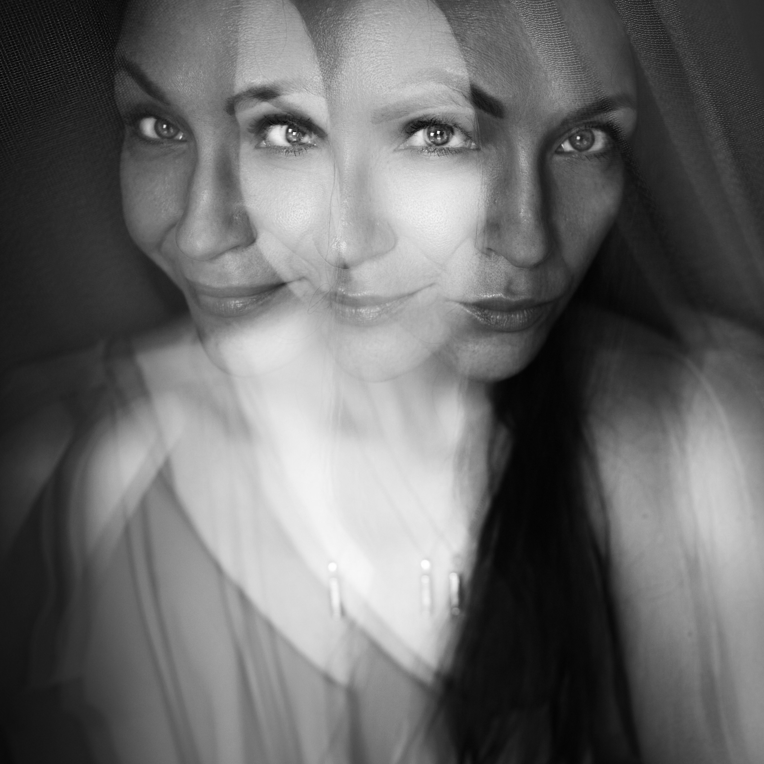 Яна. Сексолог и психолог. Эротический фотограф Ирина Подборская (18+)