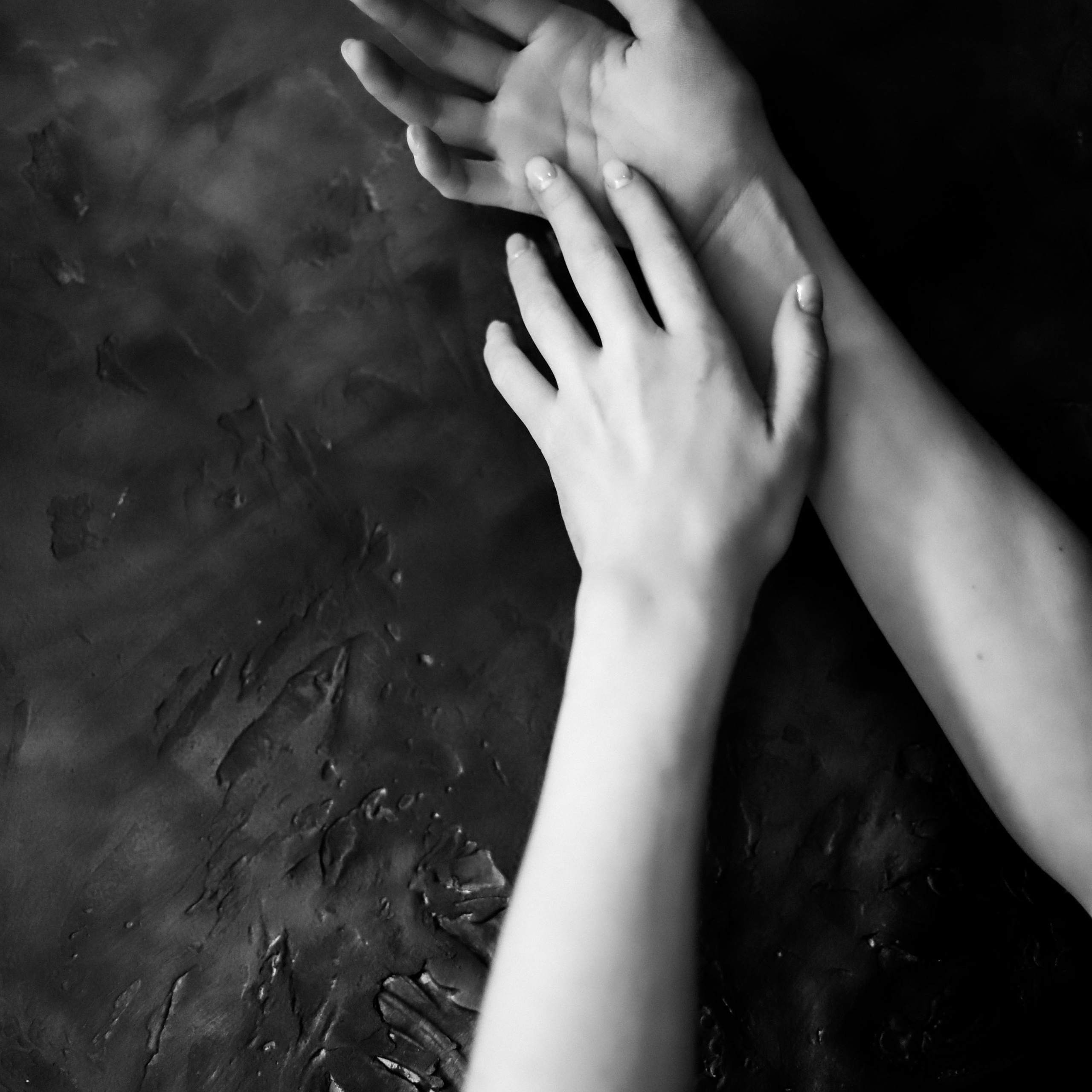 Танец рук Лизы. Эротический фотограф Ирина Подборская (18+)