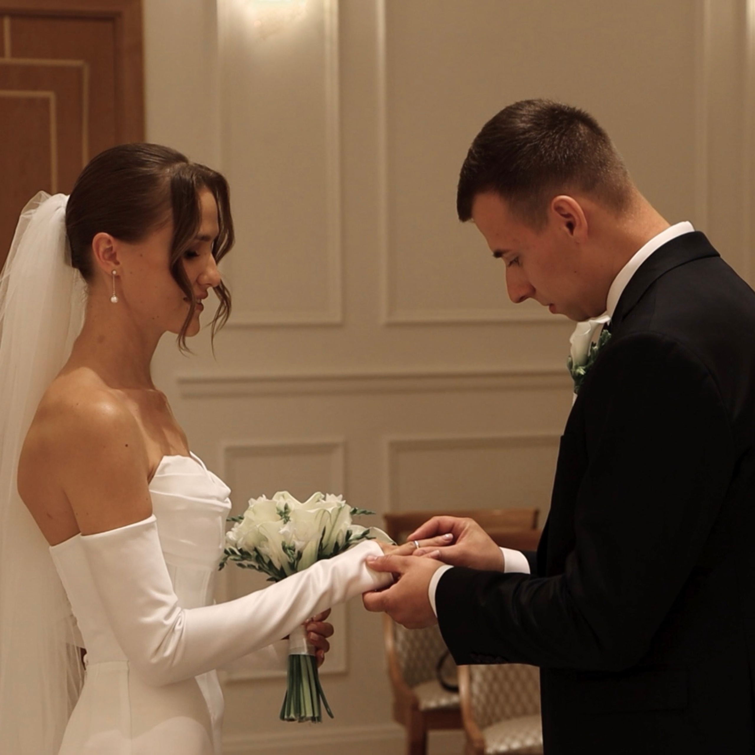 Виктория & Степан | ЗАГС № 2. Видеограф в Москве Анна Трошина