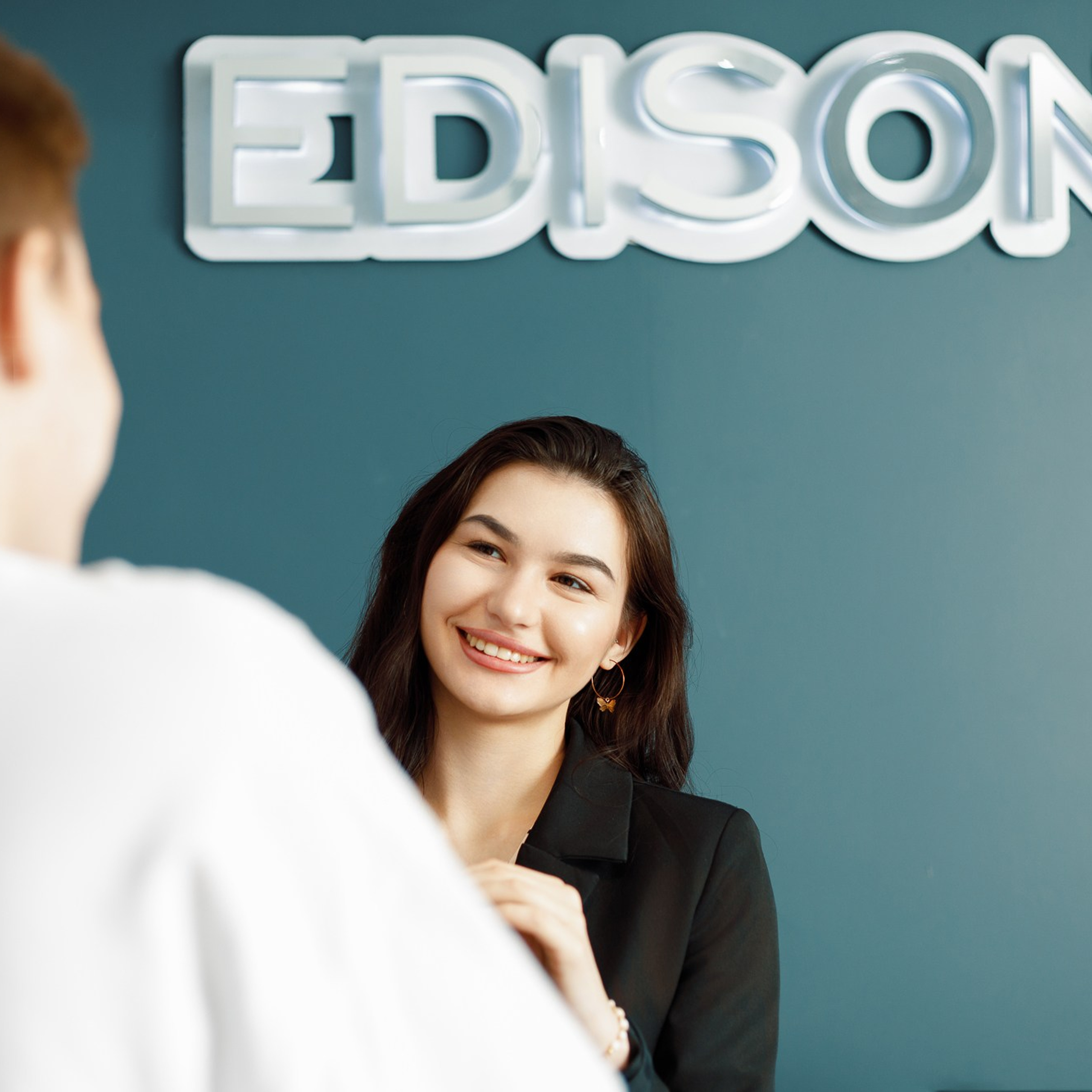 Reviews. Oskar Dallas™