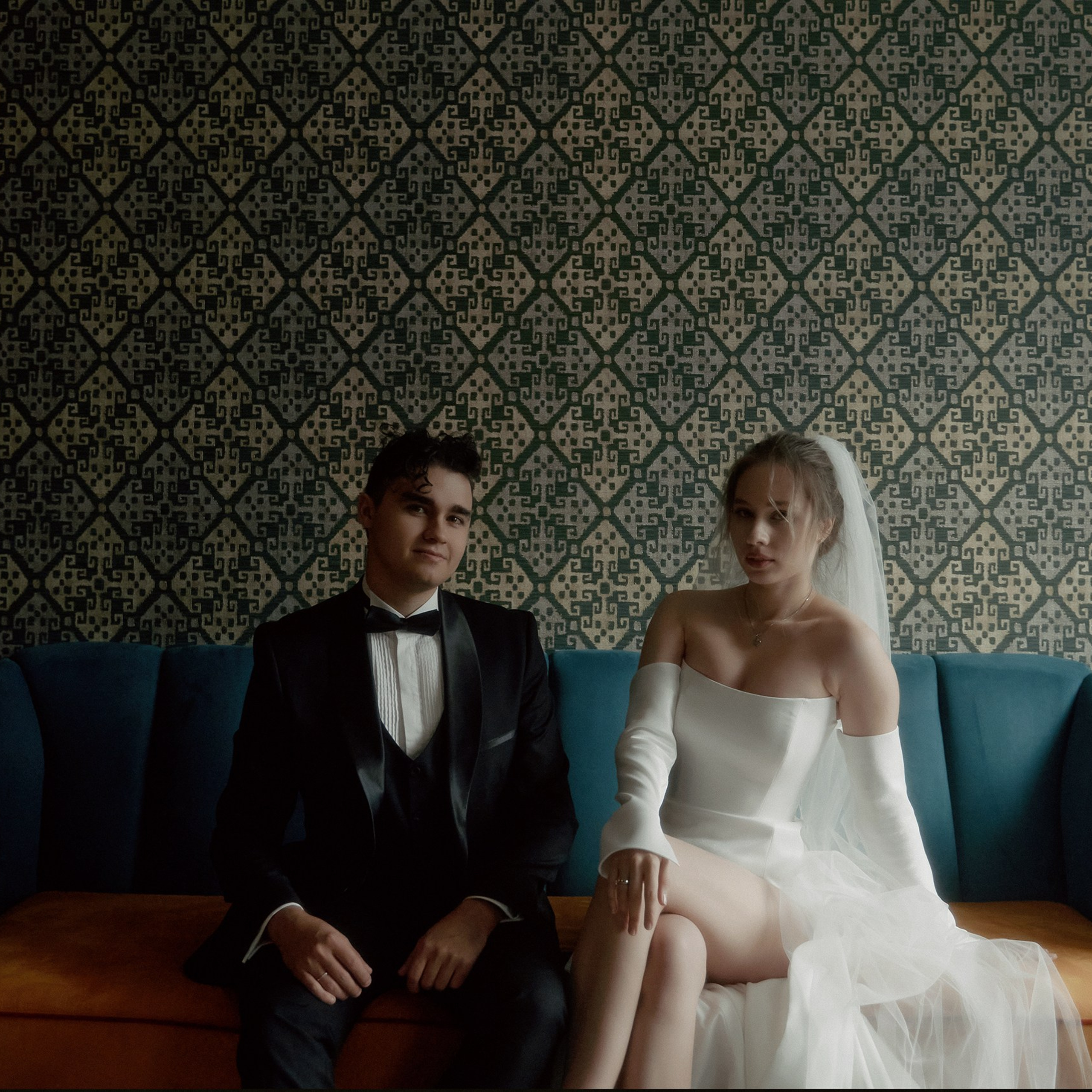 Алекс и Эмилия