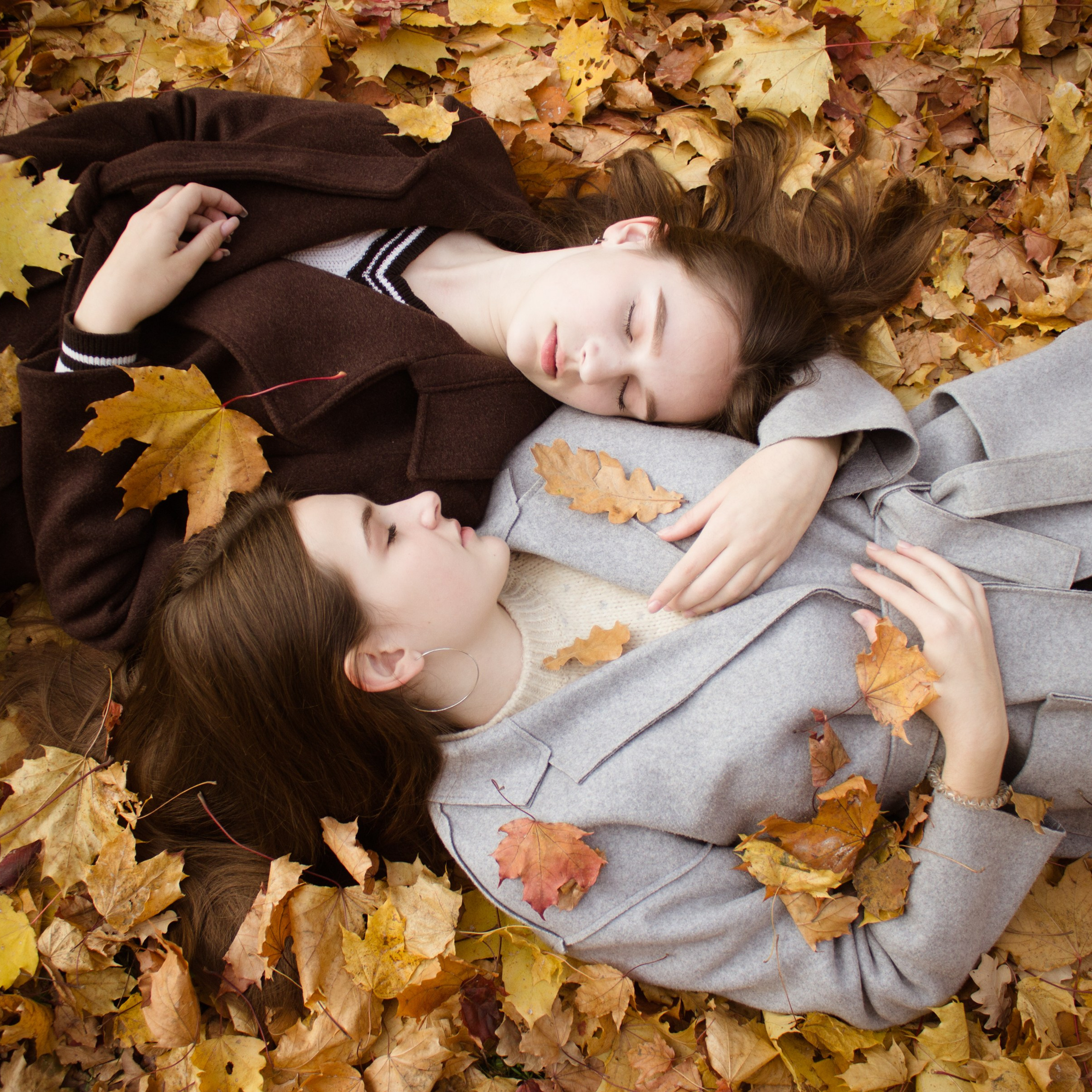 Лиза и Полина